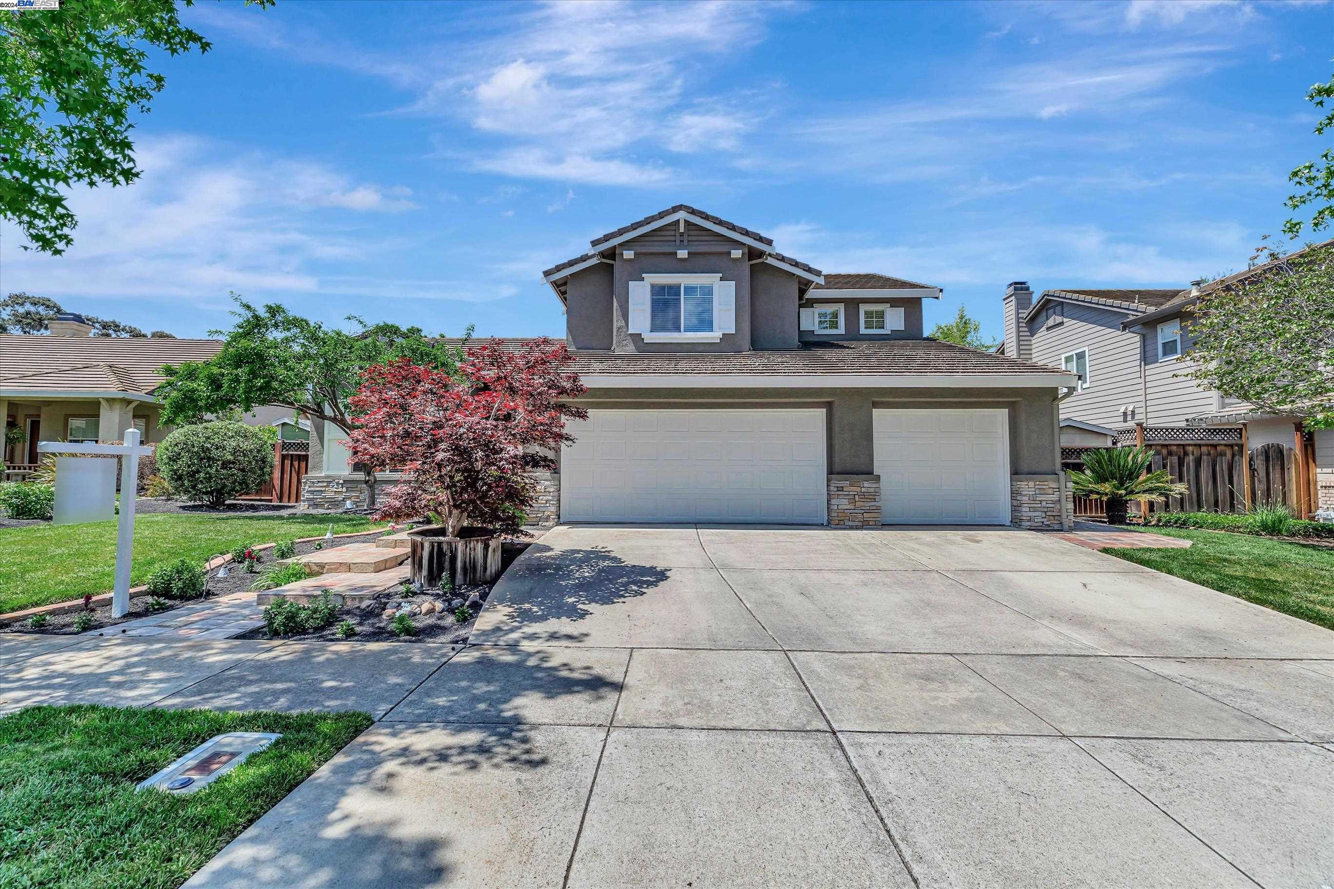 Detail Gallery Image 1 of 1 For 5543 Agatha Way, Livermore,  CA 94550 - 4 Beds | 3 Baths