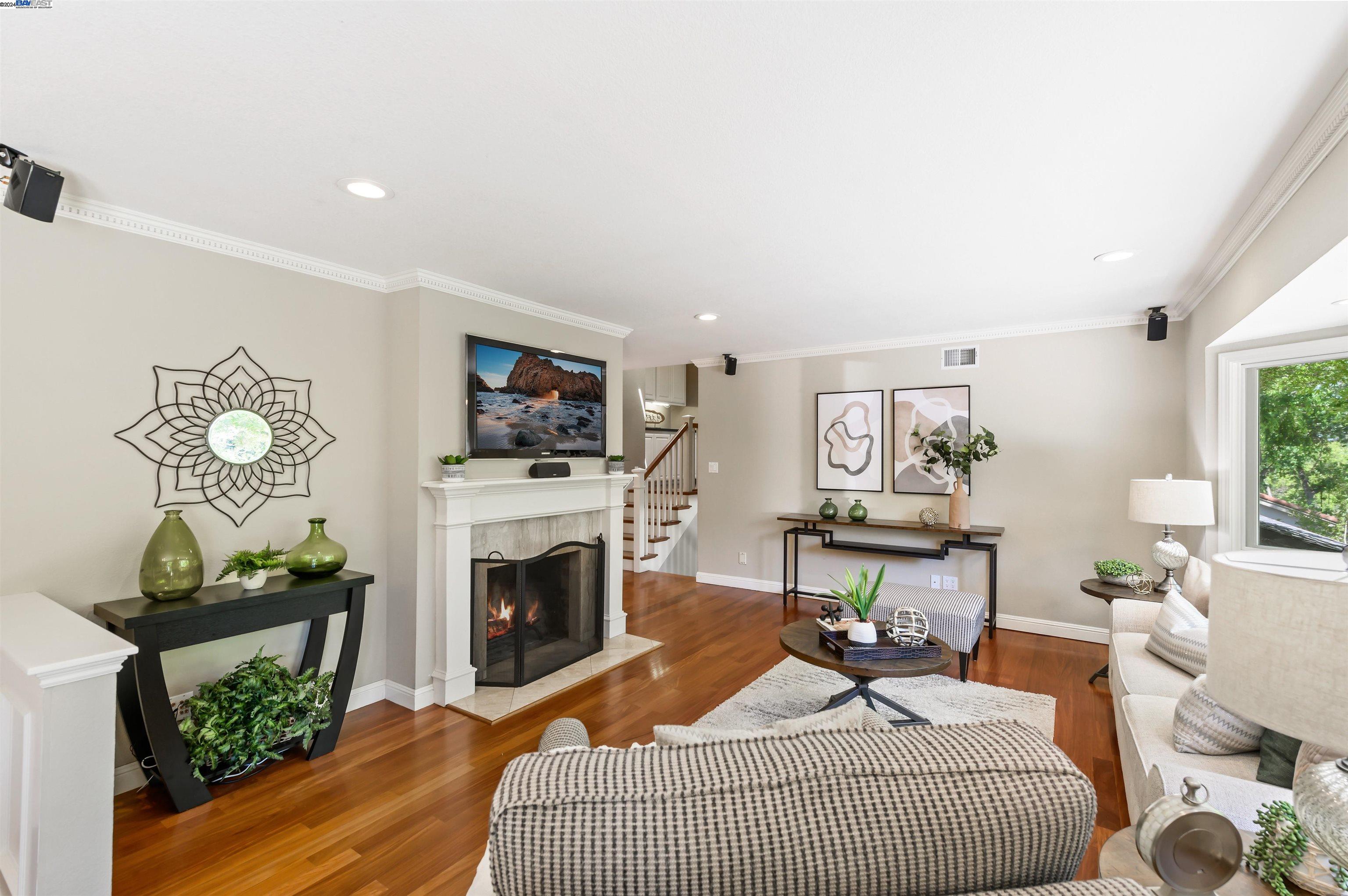 Detail Gallery Image 15 of 53 For 1024 Riesling Dr, Pleasanton,  CA 94566 - 4 Beds | 2/1 Baths
