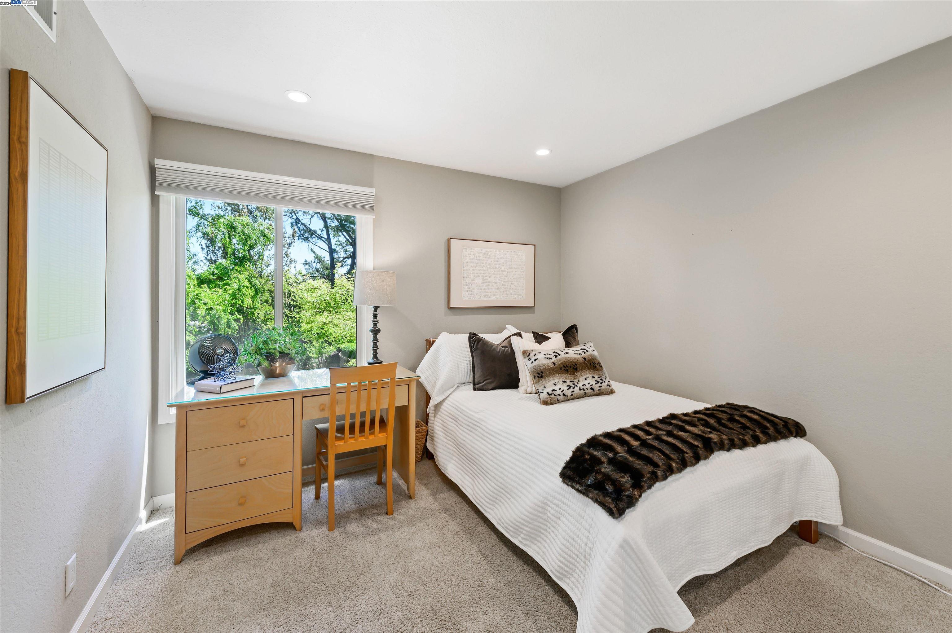 Detail Gallery Image 28 of 53 For 1024 Riesling Dr, Pleasanton,  CA 94566 - 4 Beds | 2/1 Baths