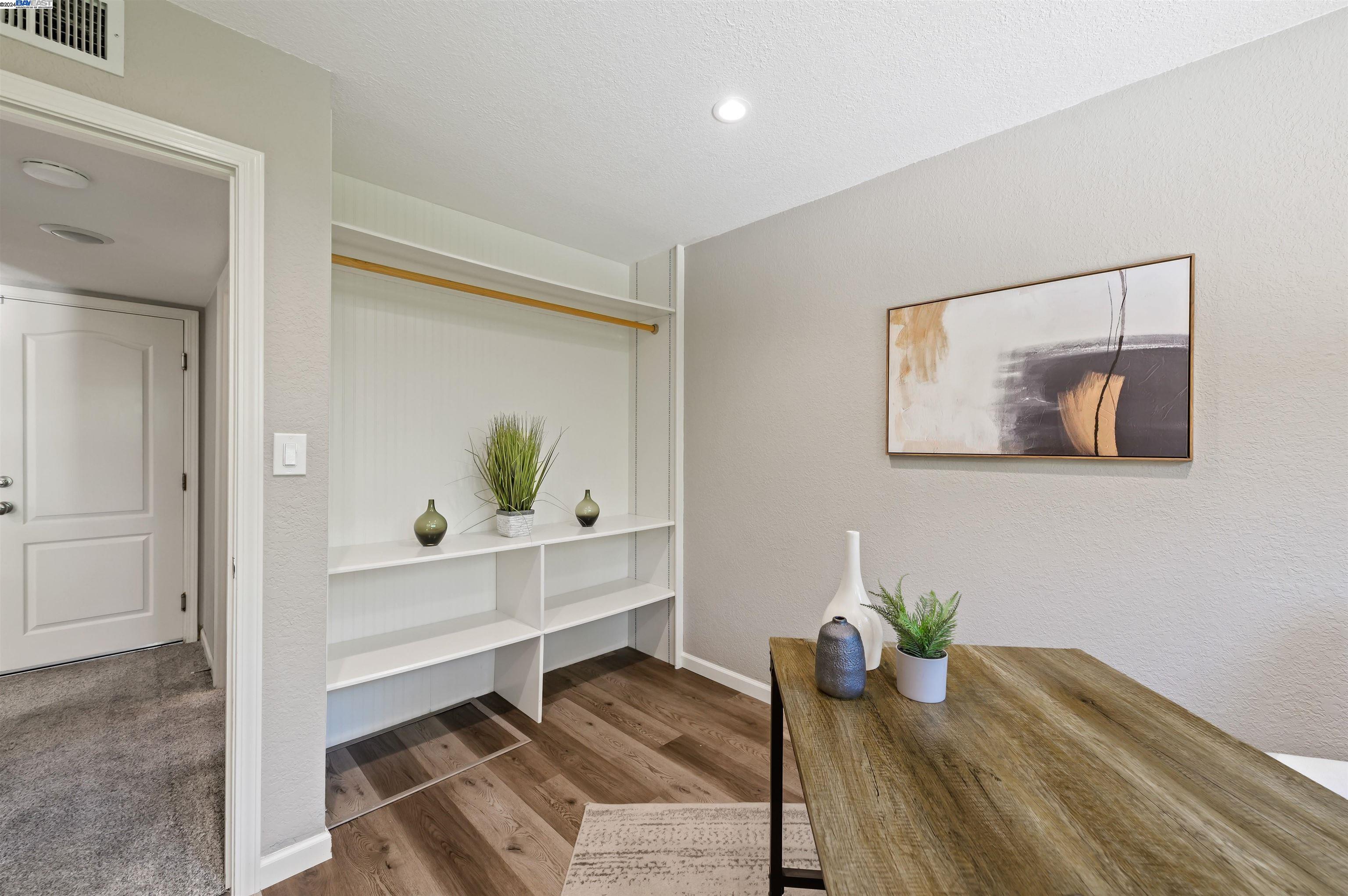 Detail Gallery Image 32 of 53 For 1024 Riesling Dr, Pleasanton,  CA 94566 - 4 Beds | 2/1 Baths