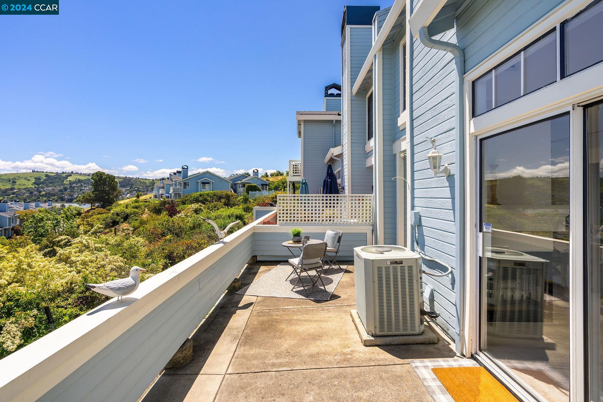 Detail Gallery Image 30 of 36 For 511 Timbercove St #4,  Vallejo,  CA 94591 - 3 Beds | 3 Baths