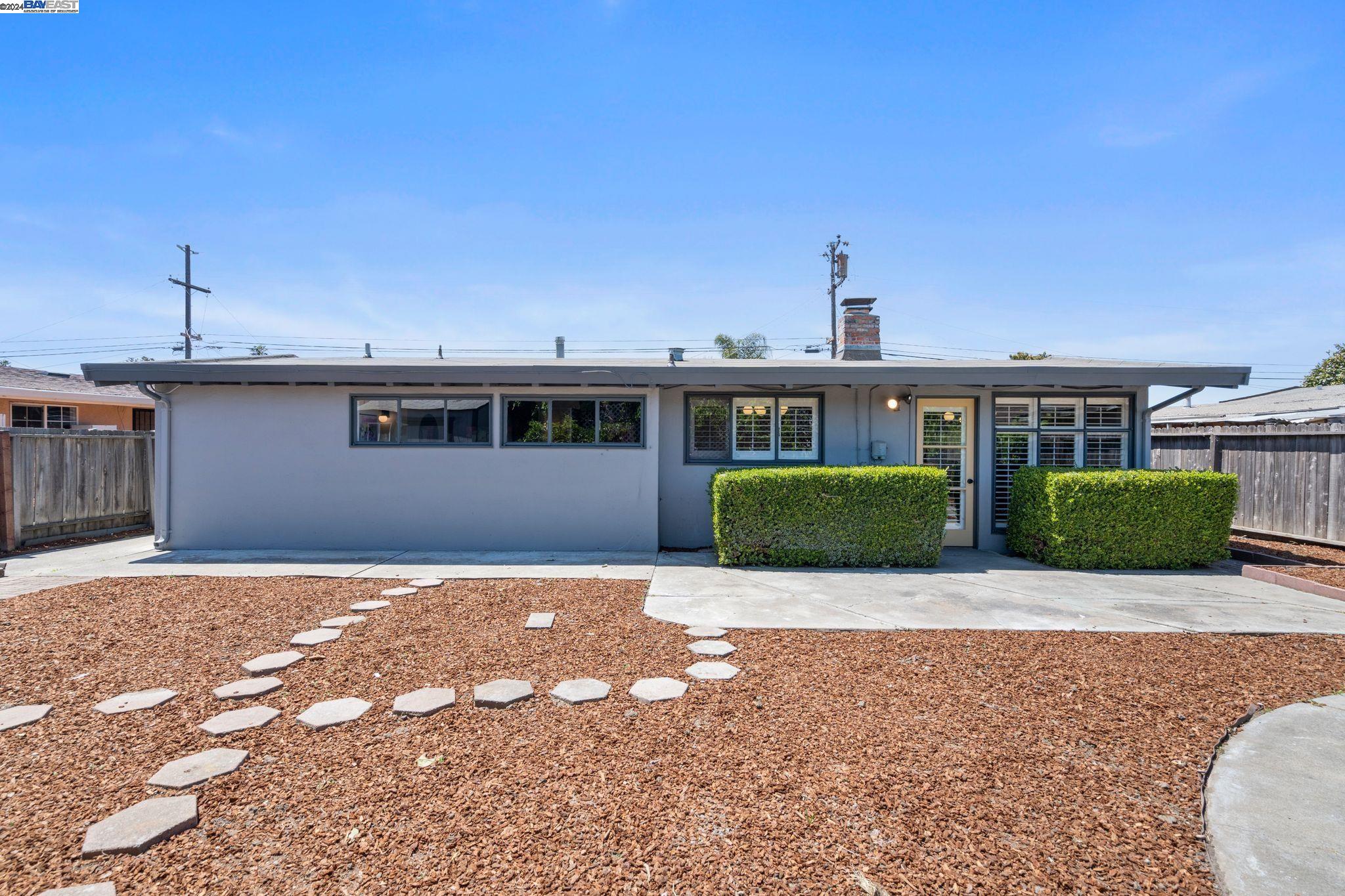 Detail Gallery Image 21 of 23 For 27648 Orlando Ave, Hayward,  CA 94545 - 3 Beds | 2 Baths
