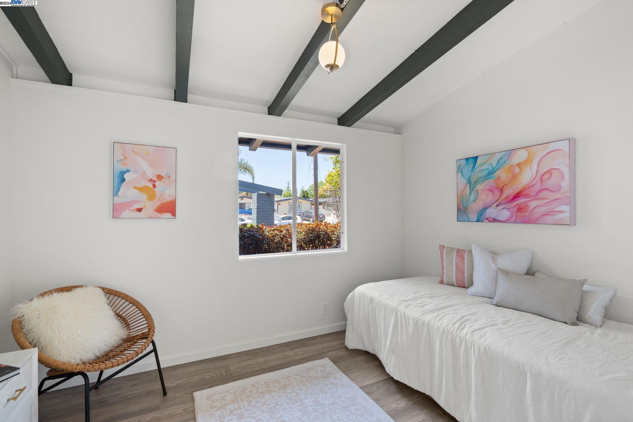 Detail Gallery Image 9 of 23 For 27648 Orlando Ave, Hayward,  CA 94545 - 3 Beds | 2 Baths