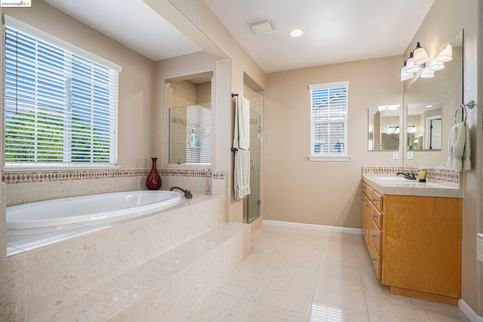 Detail Gallery Image 22 of 36 For 1849 La Fonte Dr, Brentwood,  CA 94513-0000 - 5 Beds | 4/1 Baths