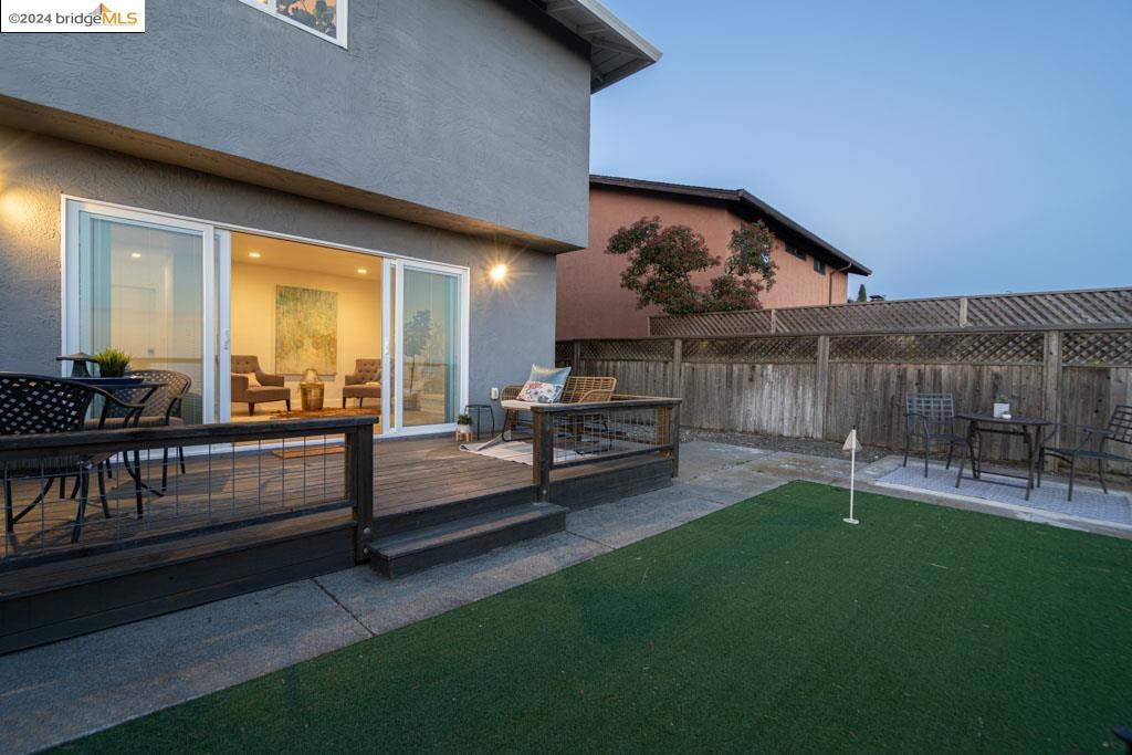 Detail Gallery Image 34 of 41 For 7627 Hansom Dr, Oakland,  CA 94605 - 4 Beds | 2/1 Baths