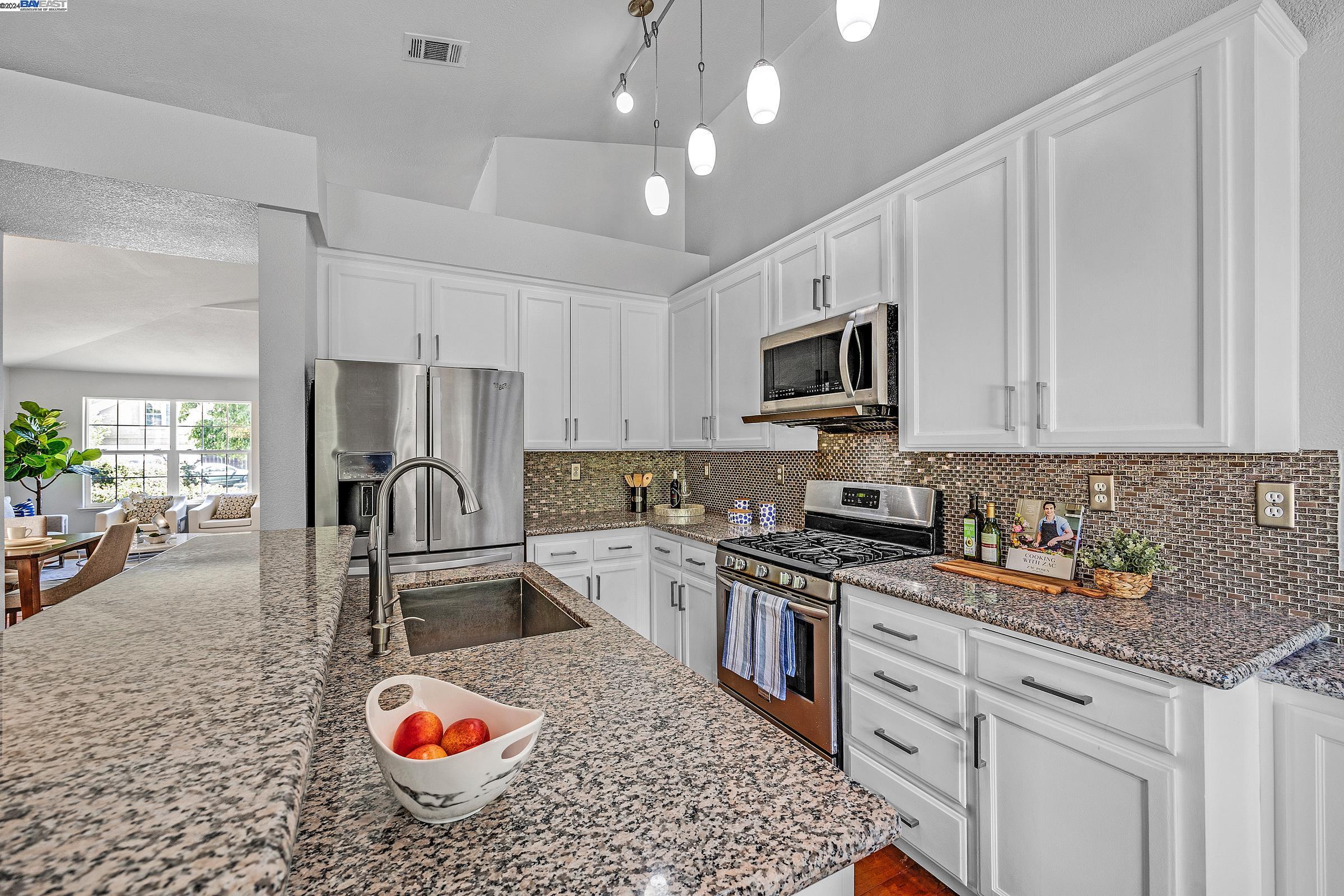 Detail Gallery Image 13 of 43 For 1189 Claremont Dr, Brentwood,  CA 94513 - 4 Beds | 2 Baths