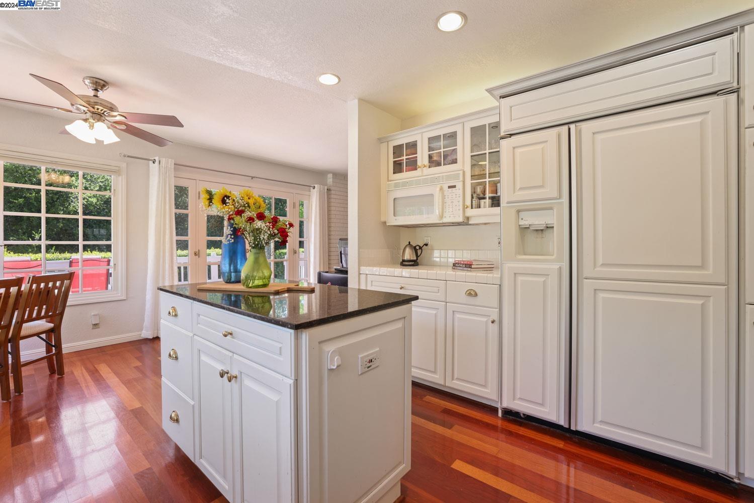 Detail Gallery Image 16 of 33 For 8151 via Zapata, Dublin,  CA 94568-1337 - 3 Beds | 2 Baths