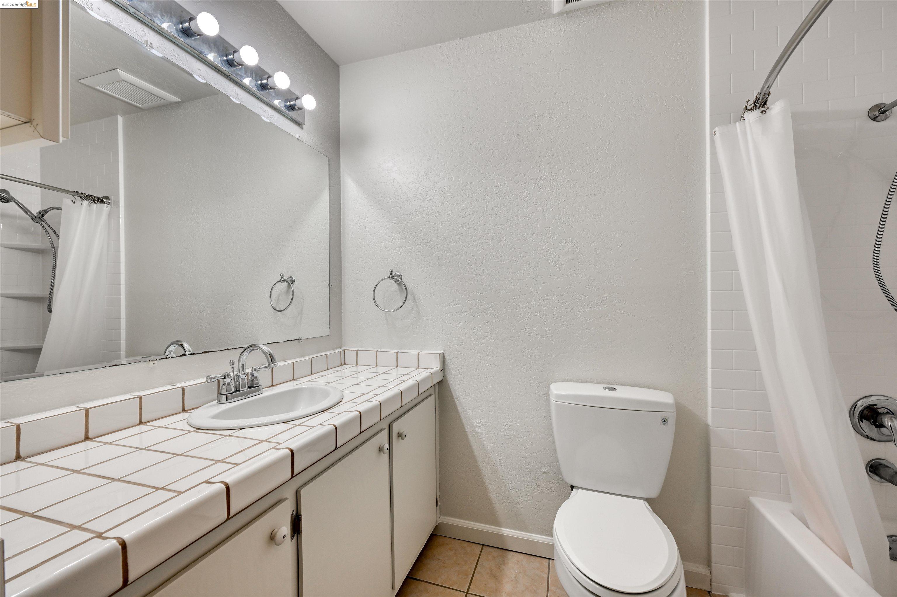 Detail Gallery Image 23 of 33 For 4865 Chablis Ct, Oakley,  CA 94561 - 4 Beds | 2 Baths