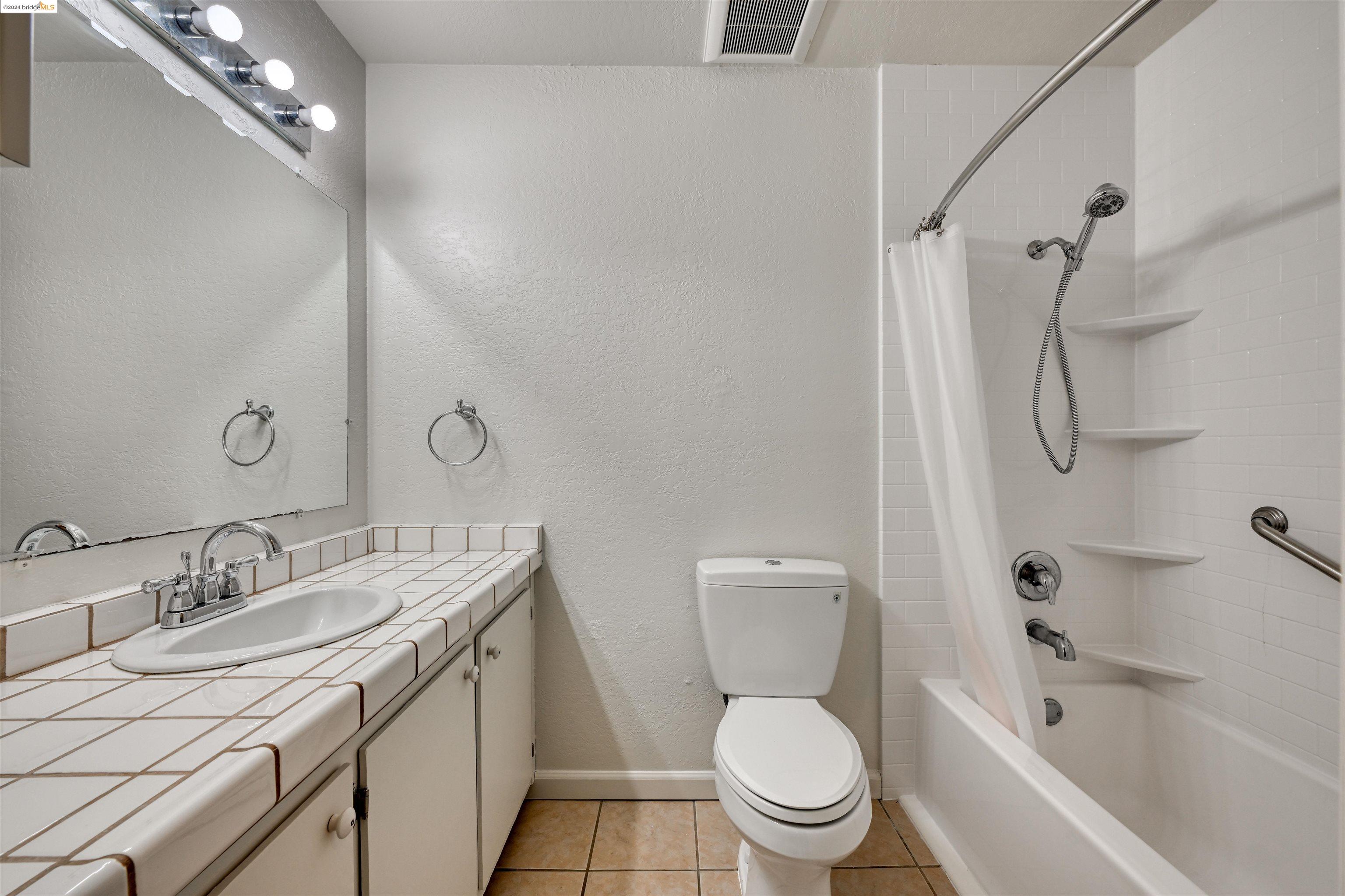 Detail Gallery Image 24 of 33 For 4865 Chablis Ct, Oakley,  CA 94561 - 4 Beds | 2 Baths