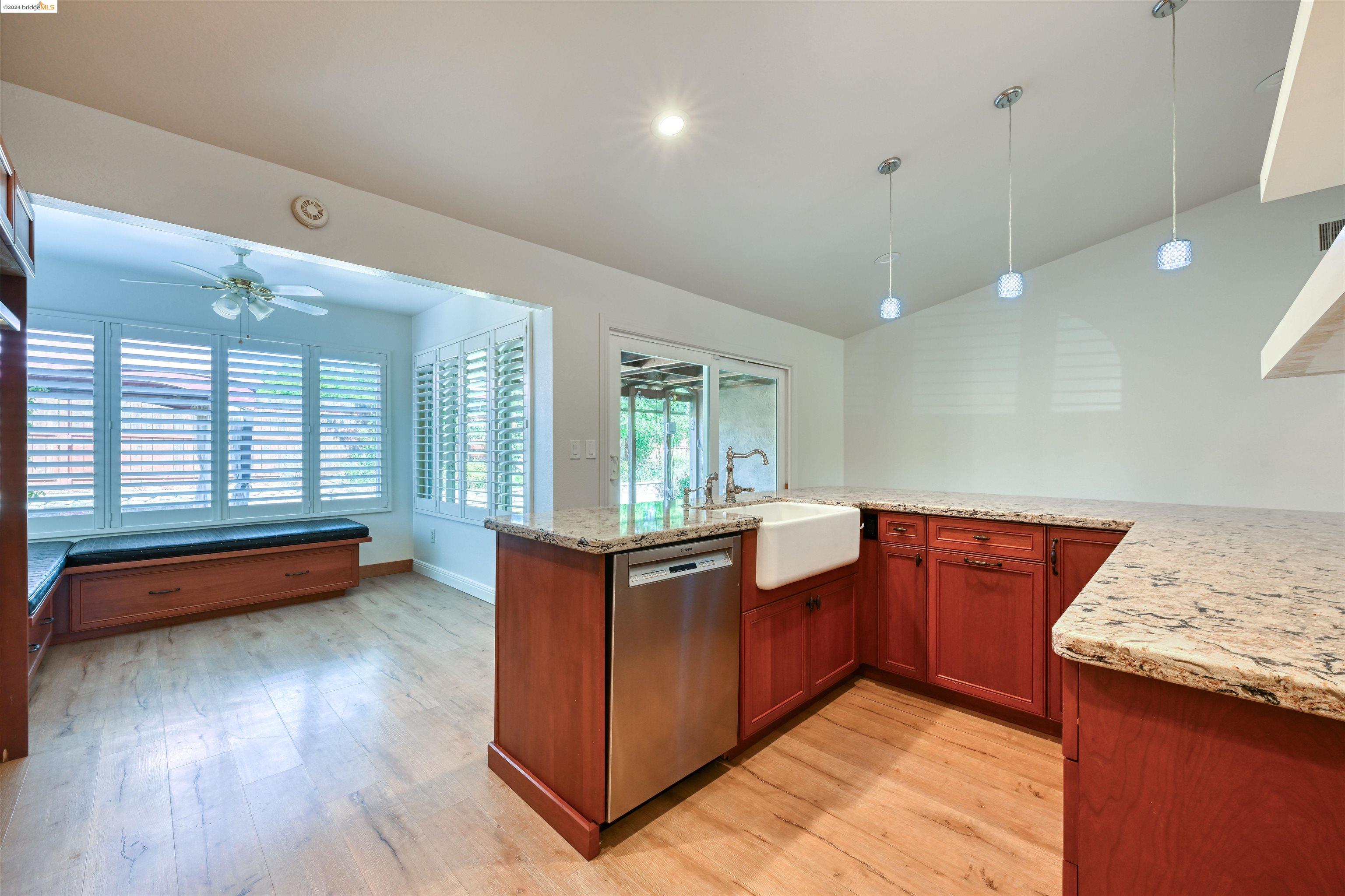 Detail Gallery Image 6 of 33 For 4865 Chablis Ct, Oakley,  CA 94561 - 4 Beds | 2 Baths