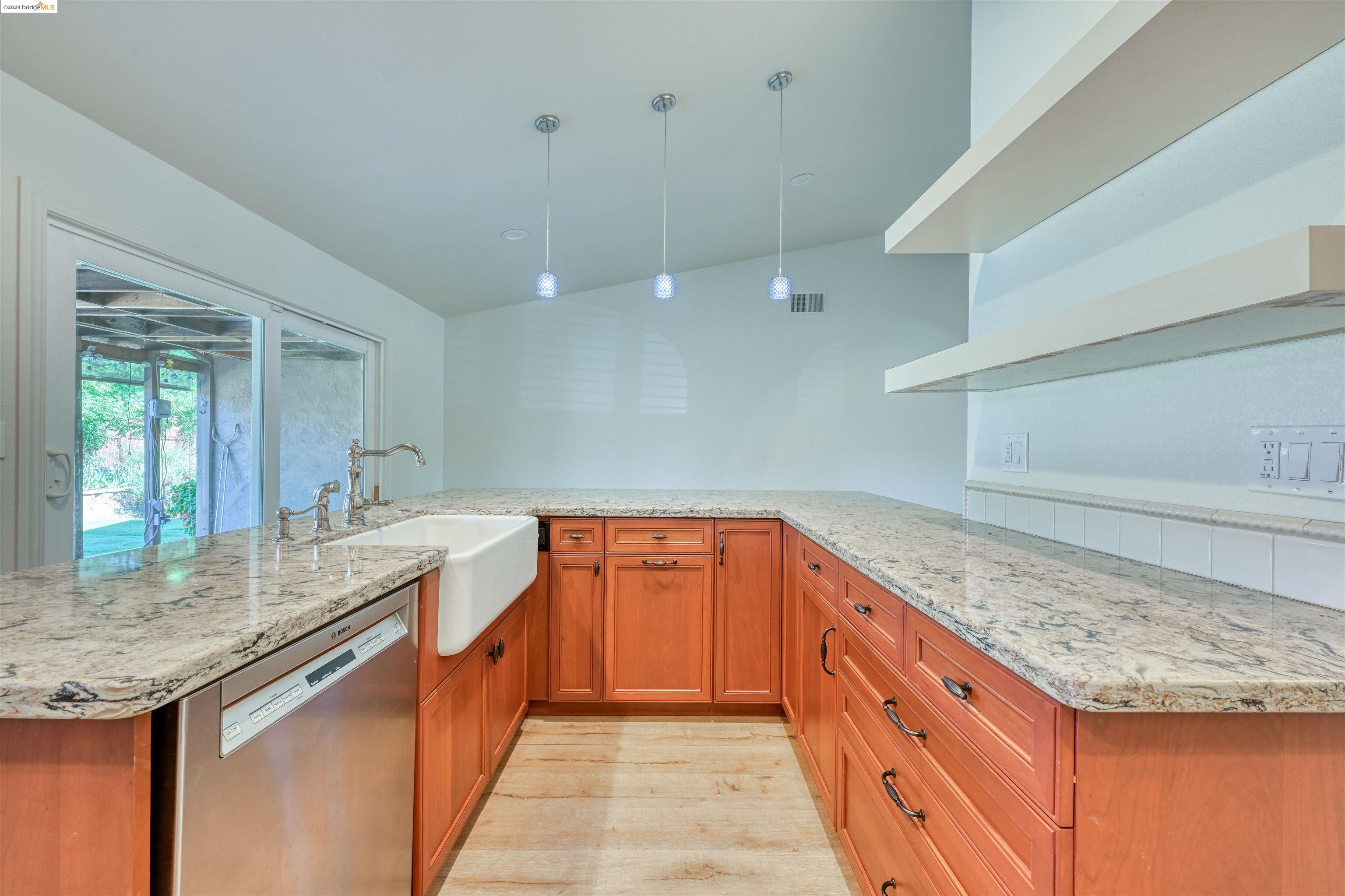 Detail Gallery Image 9 of 33 For 4865 Chablis Ct, Oakley,  CA 94561 - 4 Beds | 2 Baths