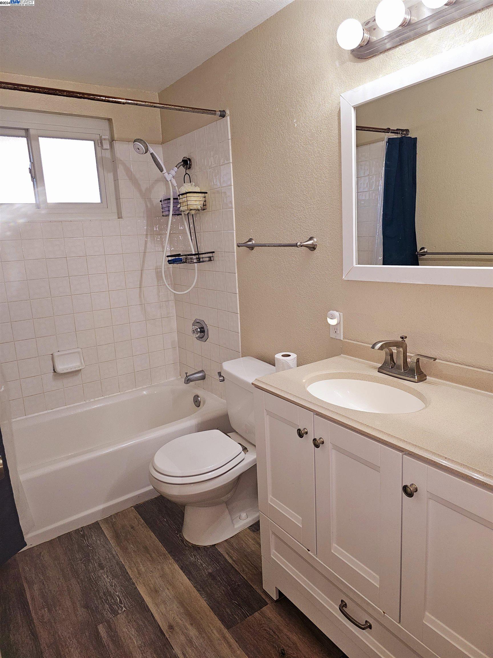 Detail Gallery Image 15 of 25 For 27862 Orlando Ave, Hayward,  CA 94545 - 3 Beds | 2 Baths