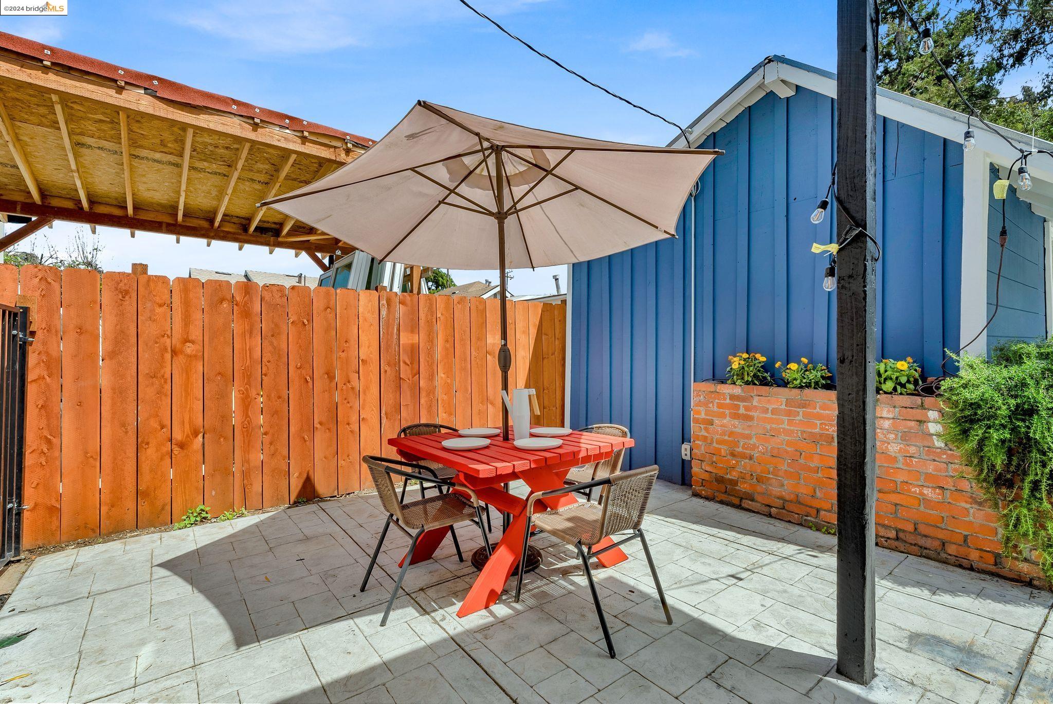 Detail Gallery Image 32 of 60 For 2406 82nd Ave, Oakland,  CA 94605 - 4 Beds | 2 Baths