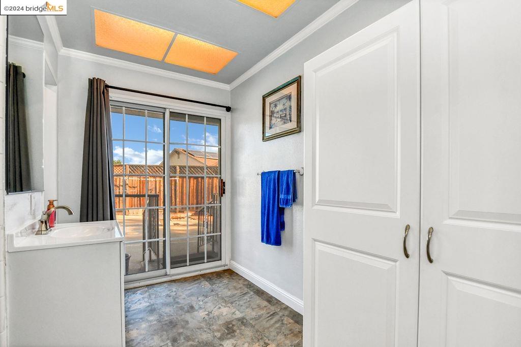 Detail Gallery Image 19 of 31 For 4392 Thornwood Ct, Concord,  CA 94521 - 3 Beds | 2 Baths