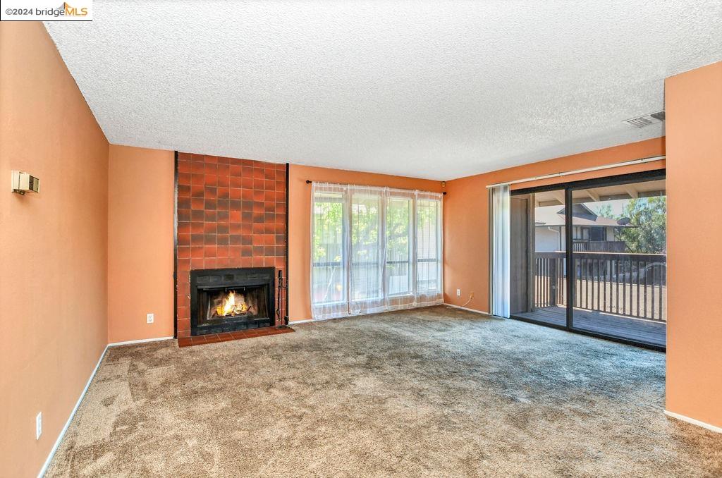 Detail Gallery Image 6 of 23 For 2405 Horizon Lane #132,  Antioch,  CA 94509-2947 - 2 Beds | 2 Baths