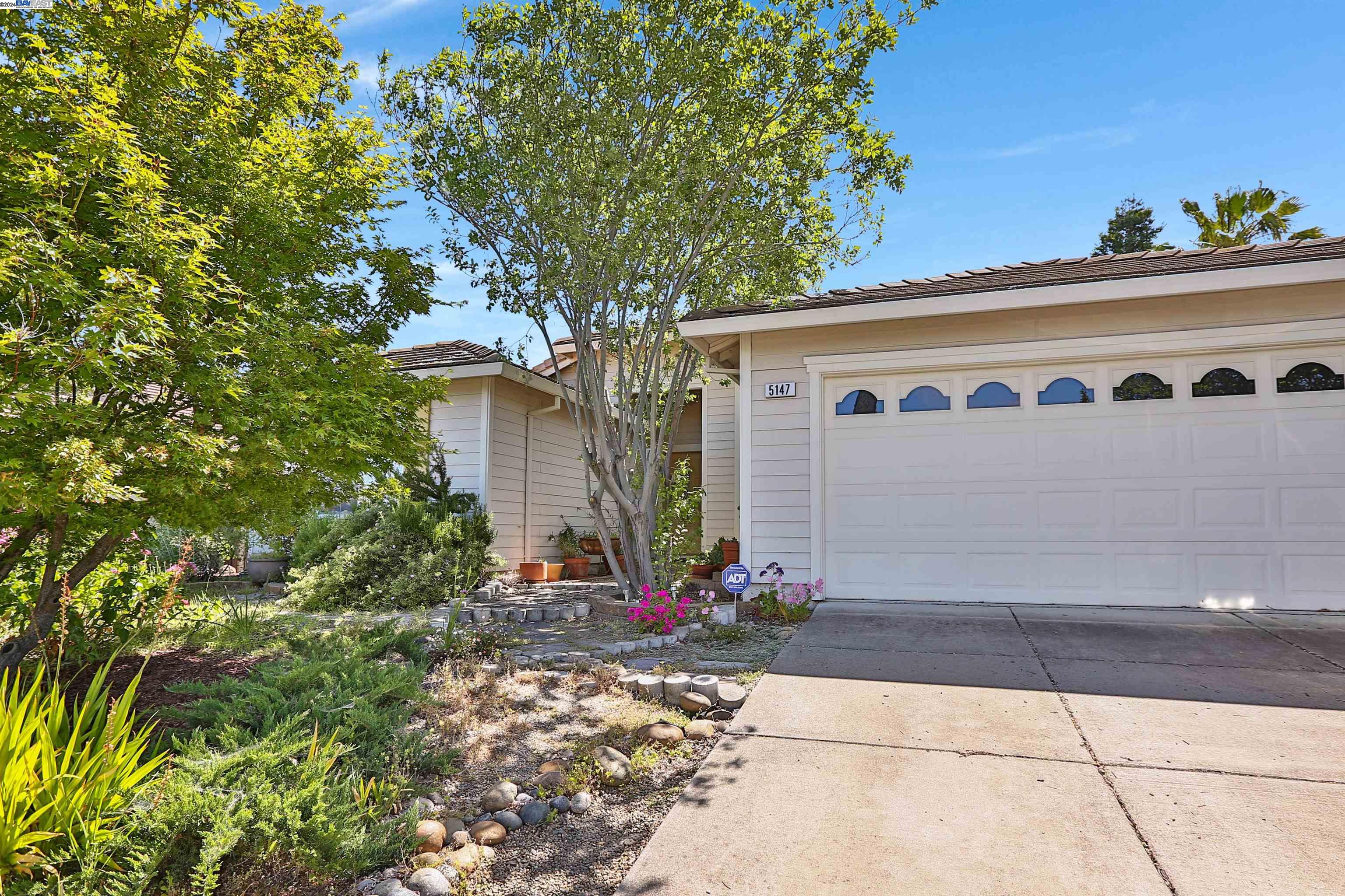 Detail Gallery Image 1 of 26 For 5147 Tehachapi Way, Antioch,  CA 94531 - 4 Beds | 2 Baths