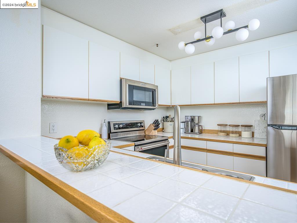 Detail Gallery Image 7 of 26 For 1301 Quarry Ct #112,  Richmond,  CA 94801 - 2 Beds | 2 Baths