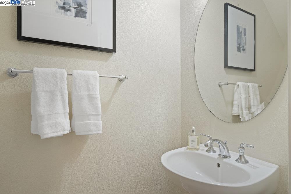 Detail Gallery Image 11 of 25 For 274 Wood St #502,  Livermore,  CA 94550 - 2 Beds | 2/1 Baths