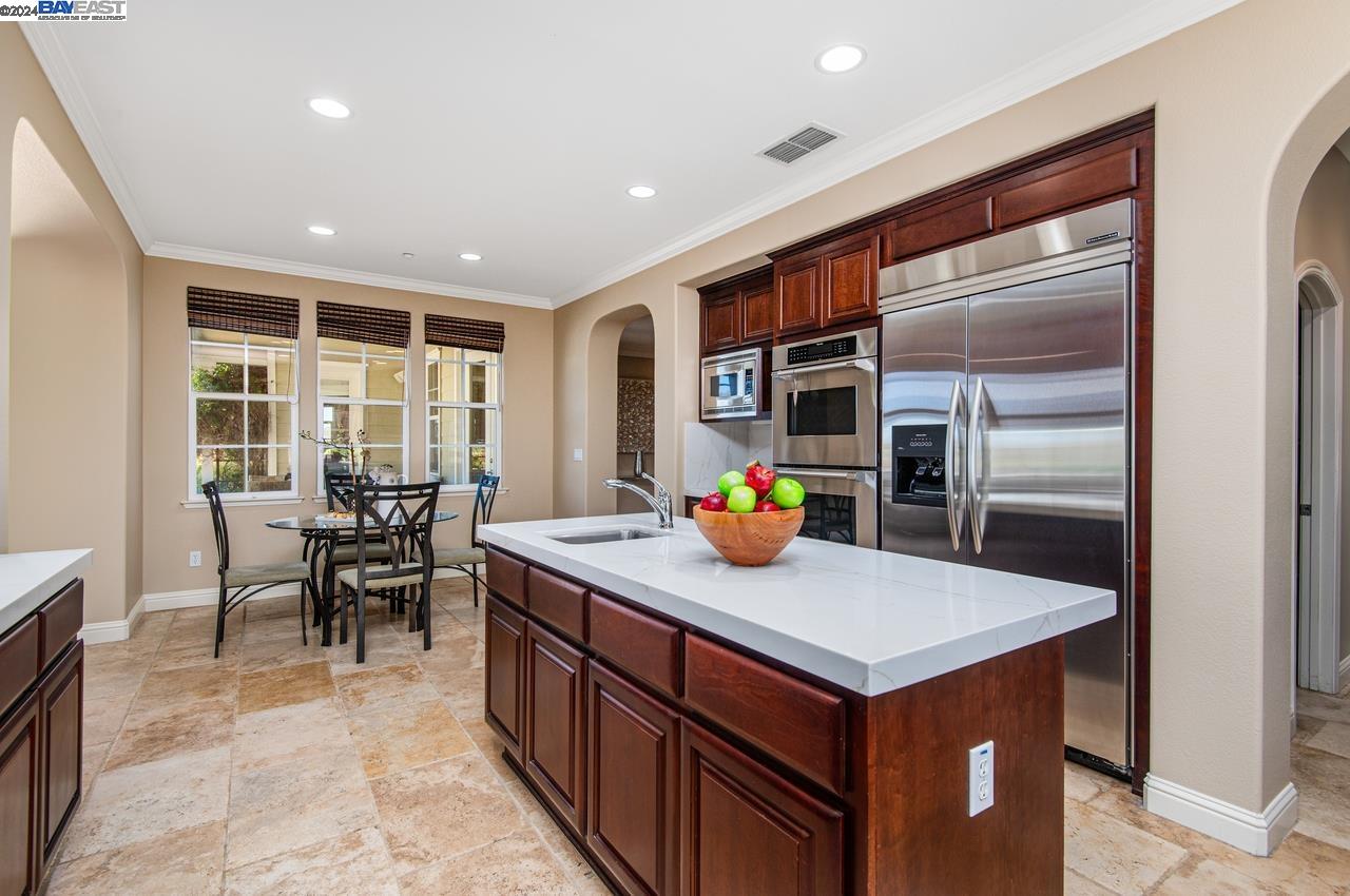 Detail Gallery Image 12 of 46 For 2803 Rutherford Ct, Livermore,  CA 94550 - 4 Beds | 4/1 Baths