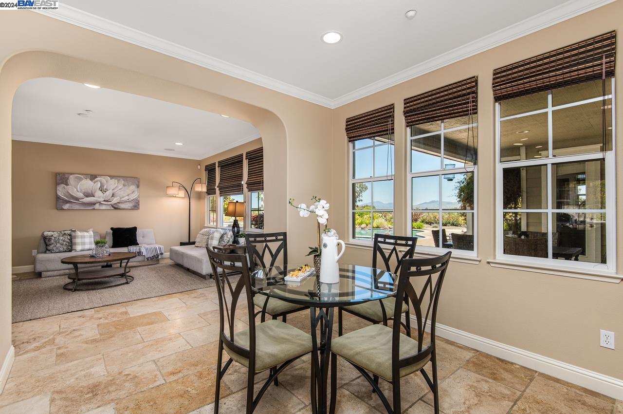 Detail Gallery Image 15 of 46 For 2803 Rutherford Ct, Livermore,  CA 94550 - 4 Beds | 4/1 Baths