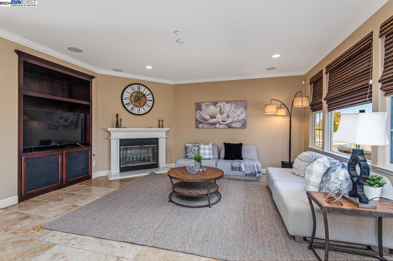 Detail Gallery Image 16 of 46 For 2803 Rutherford Ct, Livermore,  CA 94550 - 4 Beds | 4/1 Baths