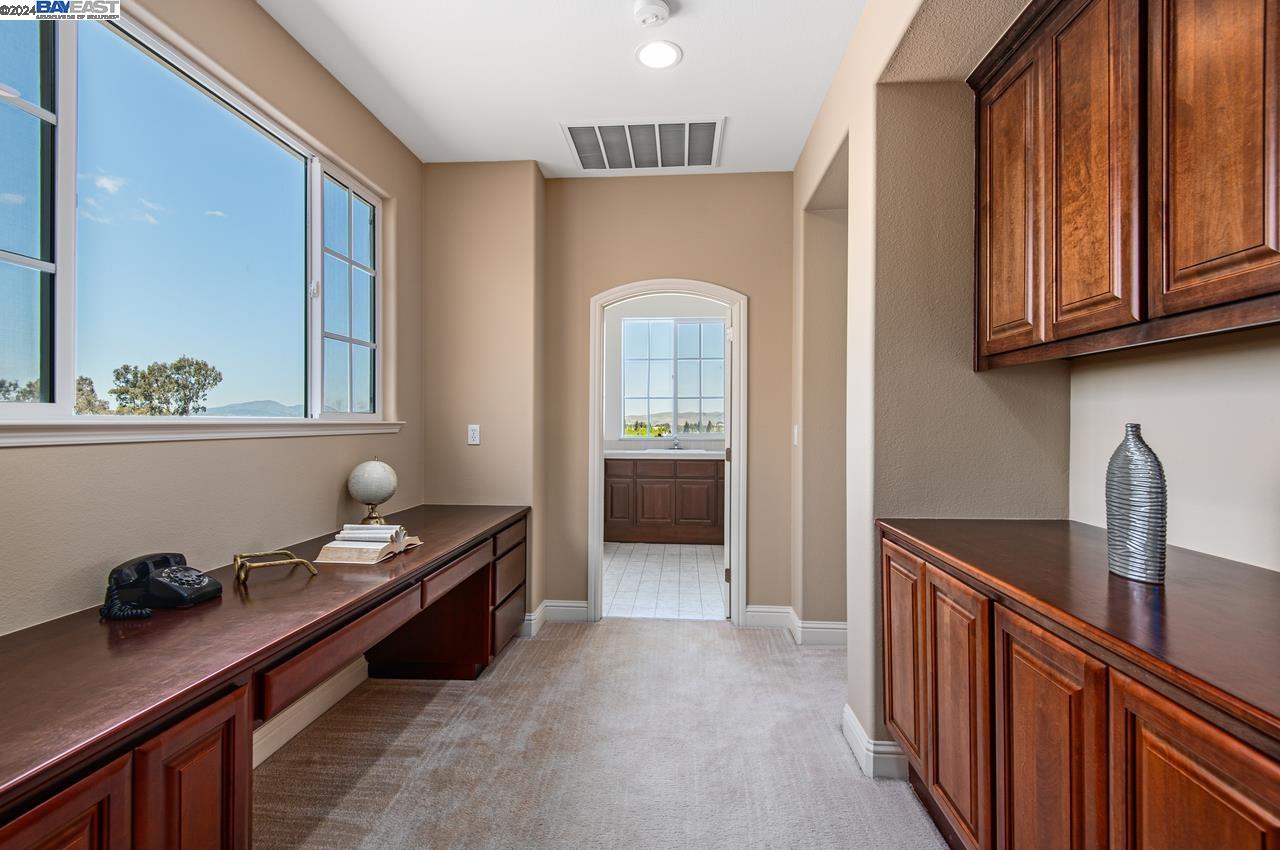 Detail Gallery Image 28 of 46 For 2803 Rutherford Ct, Livermore,  CA 94550 - 4 Beds | 4/1 Baths