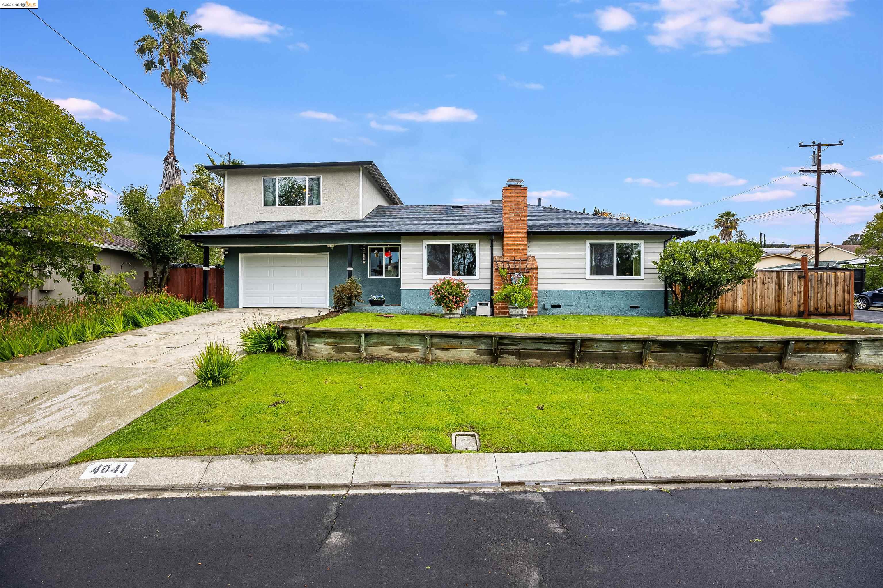 Detail Gallery Image 1 of 1 For 4041 Camino Vinedo, Martinez,  CA 94553 - 4 Beds | 2 Baths