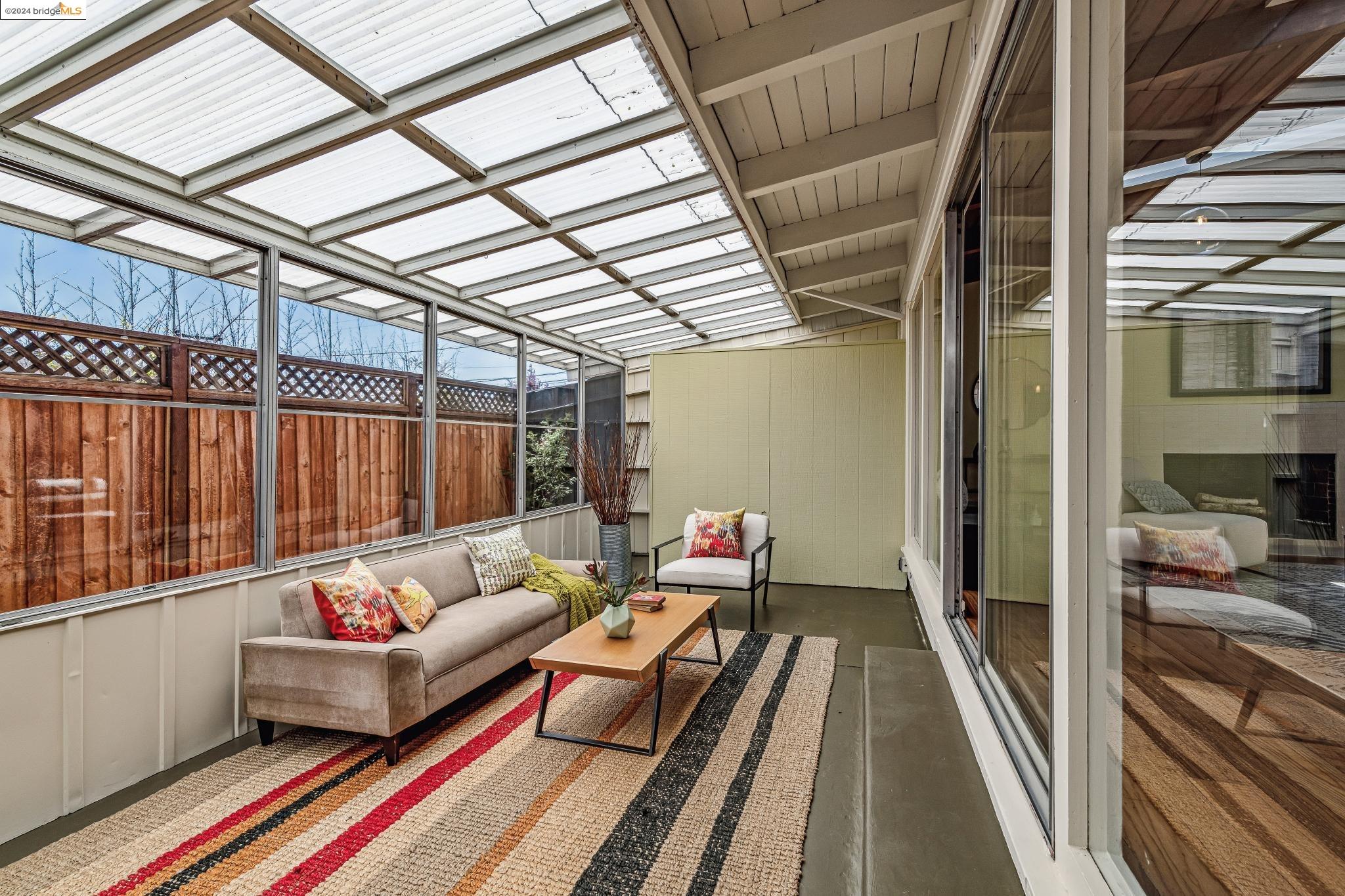 Detail Gallery Image 30 of 44 For 1218 Lawrence St, El Cerrito,  CA 94530 - 3 Beds | 2 Baths