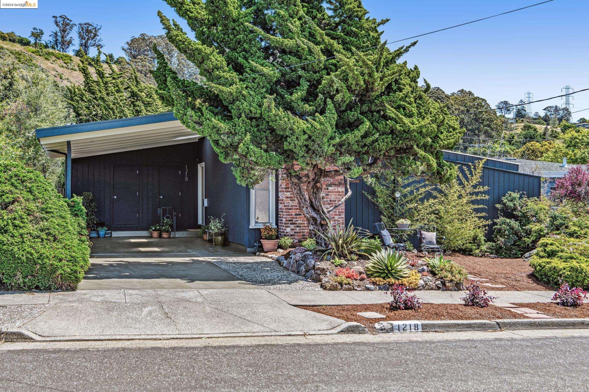 Detail Gallery Image 42 of 44 For 1218 Lawrence St, El Cerrito,  CA 94530 - 3 Beds | 2 Baths