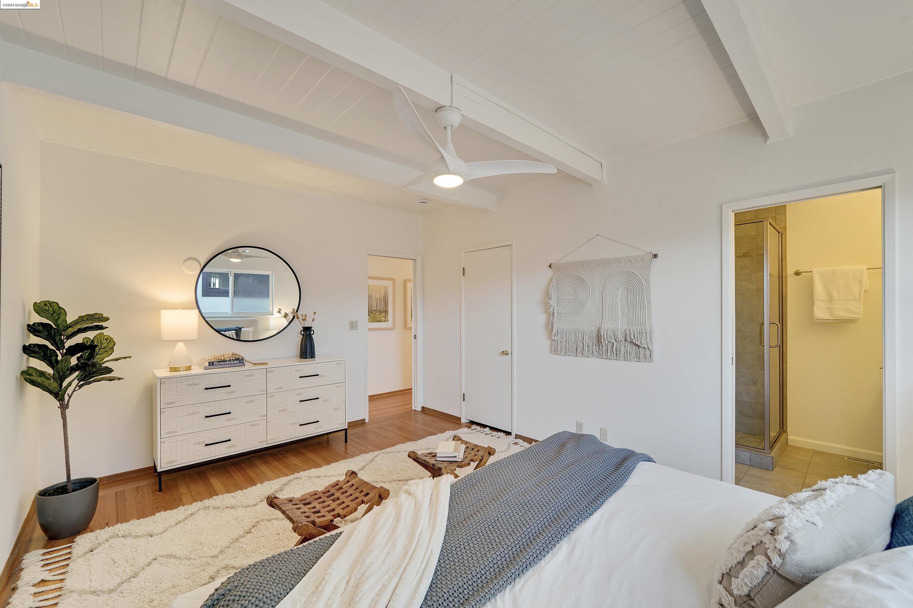 Detail Gallery Image 20 of 48 For 251 Stanford Ave, Kensington,  CA 94708-1103 - 3 Beds | 2/1 Baths