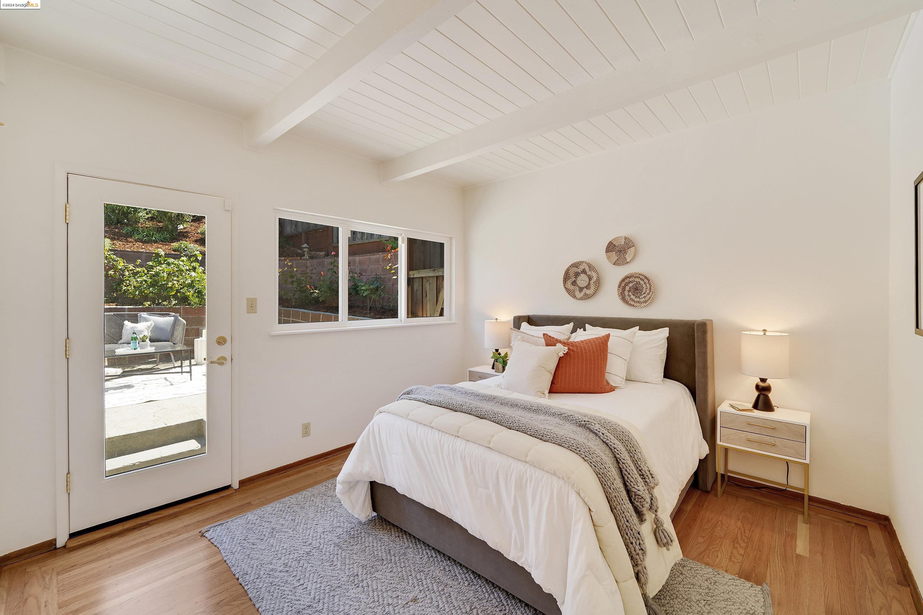 Detail Gallery Image 24 of 48 For 251 Stanford Ave, Kensington,  CA 94708-1103 - 3 Beds | 2/1 Baths