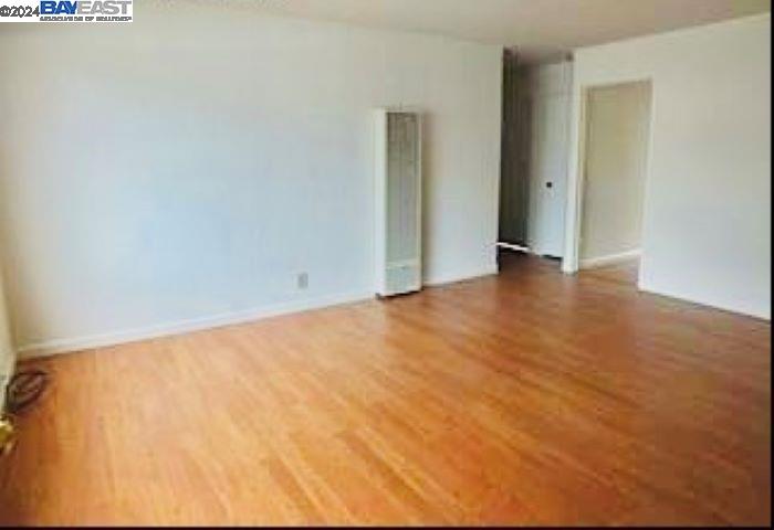 Detail Gallery Image 10 of 15 For 10926 Bancroft Ave, Oakland,  CA 94603 - – Beds | – Baths