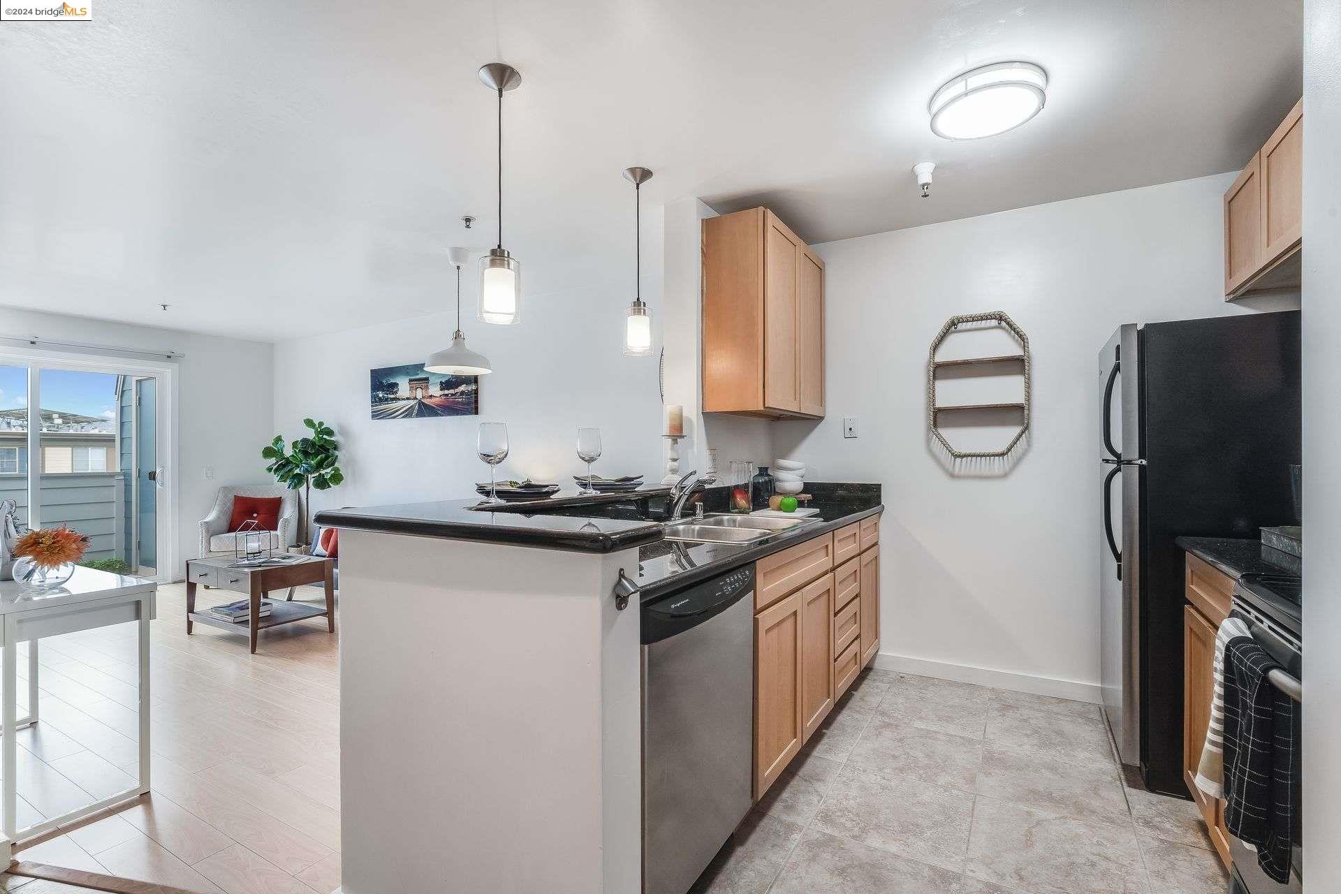 Photo #2: 41058939 Listing 