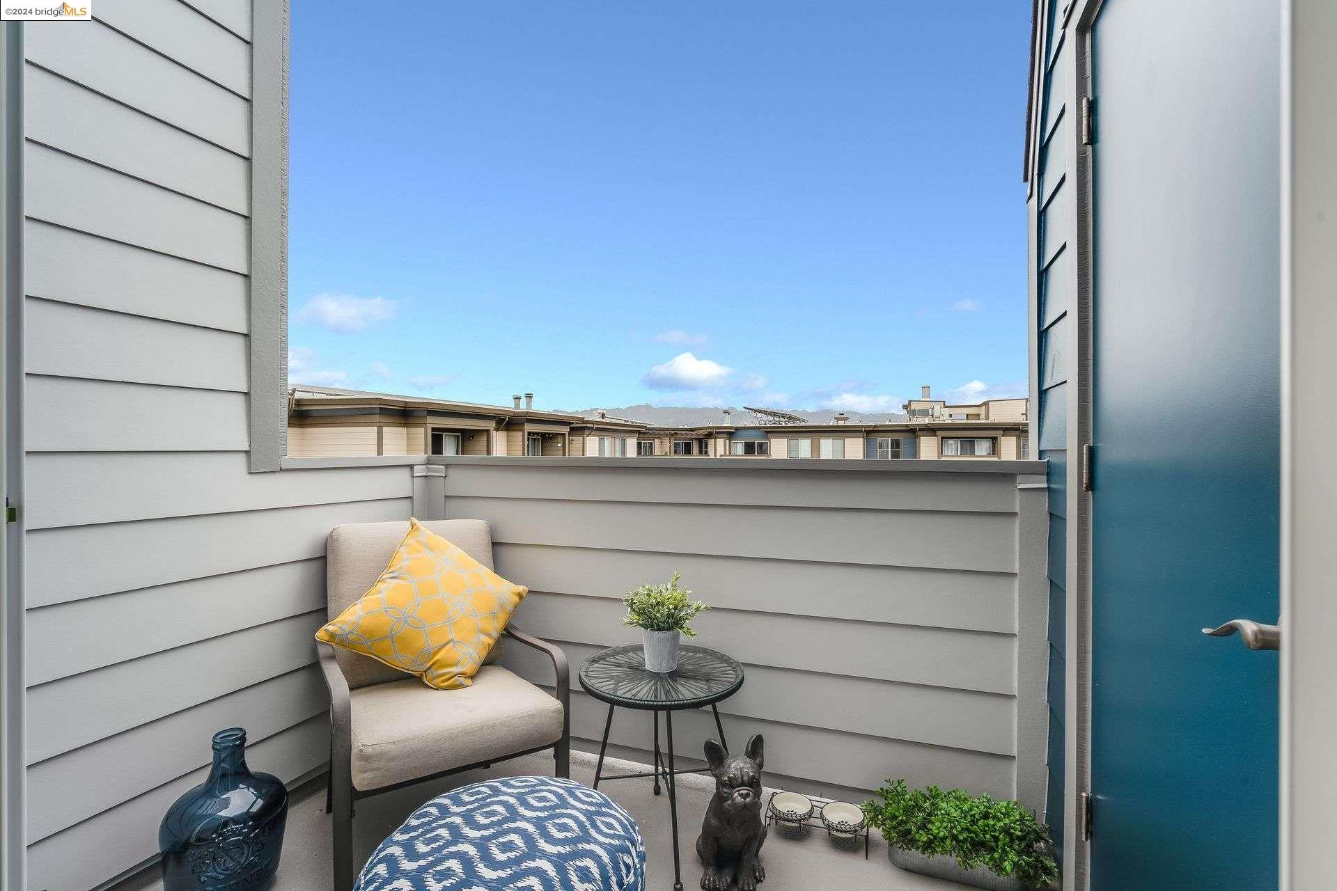 Detail Gallery Image 22 of 38 For 6400 Christie Ave #5413,  Emeryville,  CA 94608 - 0 Beds | 1 Baths