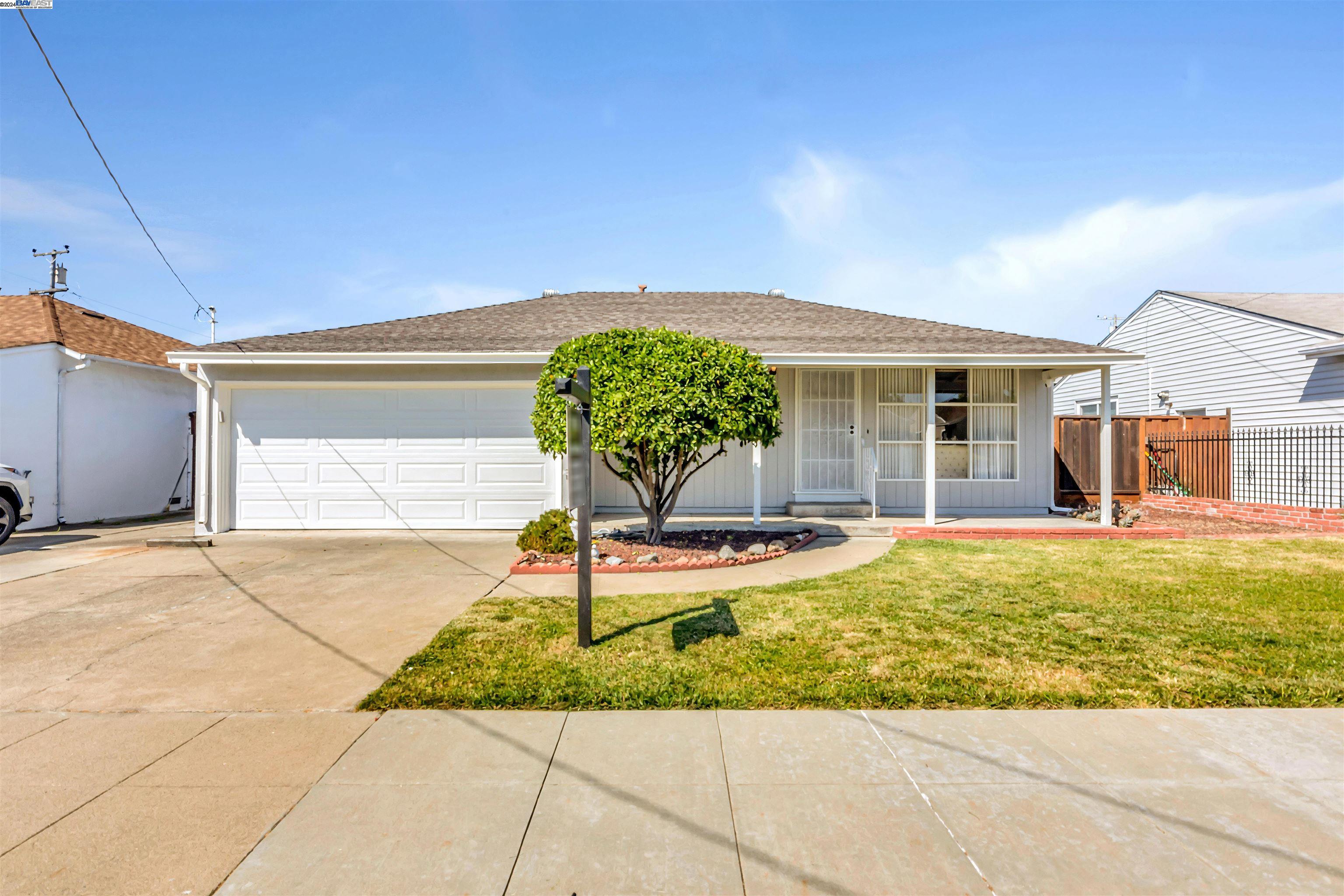 Detail Gallery Image 1 of 39 For 3583 Del Monte Way, San Leandro,  CA 94578 - 3 Beds | 2 Baths