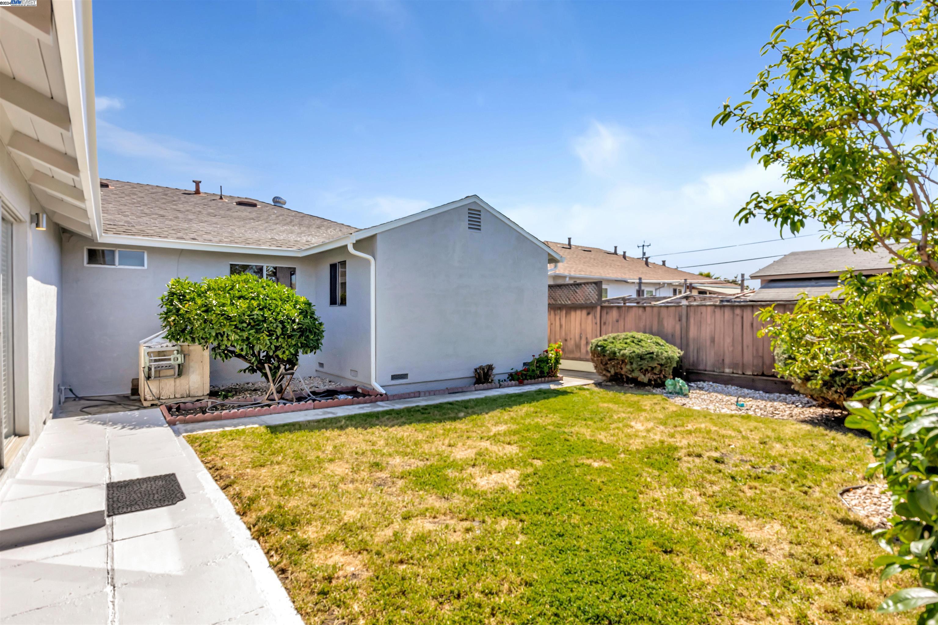 Detail Gallery Image 37 of 39 For 3583 Del Monte Way, San Leandro,  CA 94578 - 3 Beds | 2 Baths
