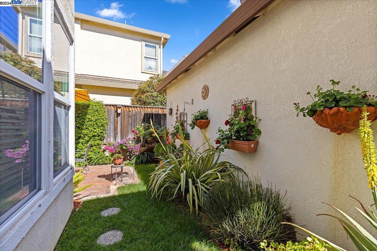 Detail Gallery Image 34 of 38 For 2669 Maria St, Pleasanton,  CA 94588 - 3 Beds | 2/1 Baths