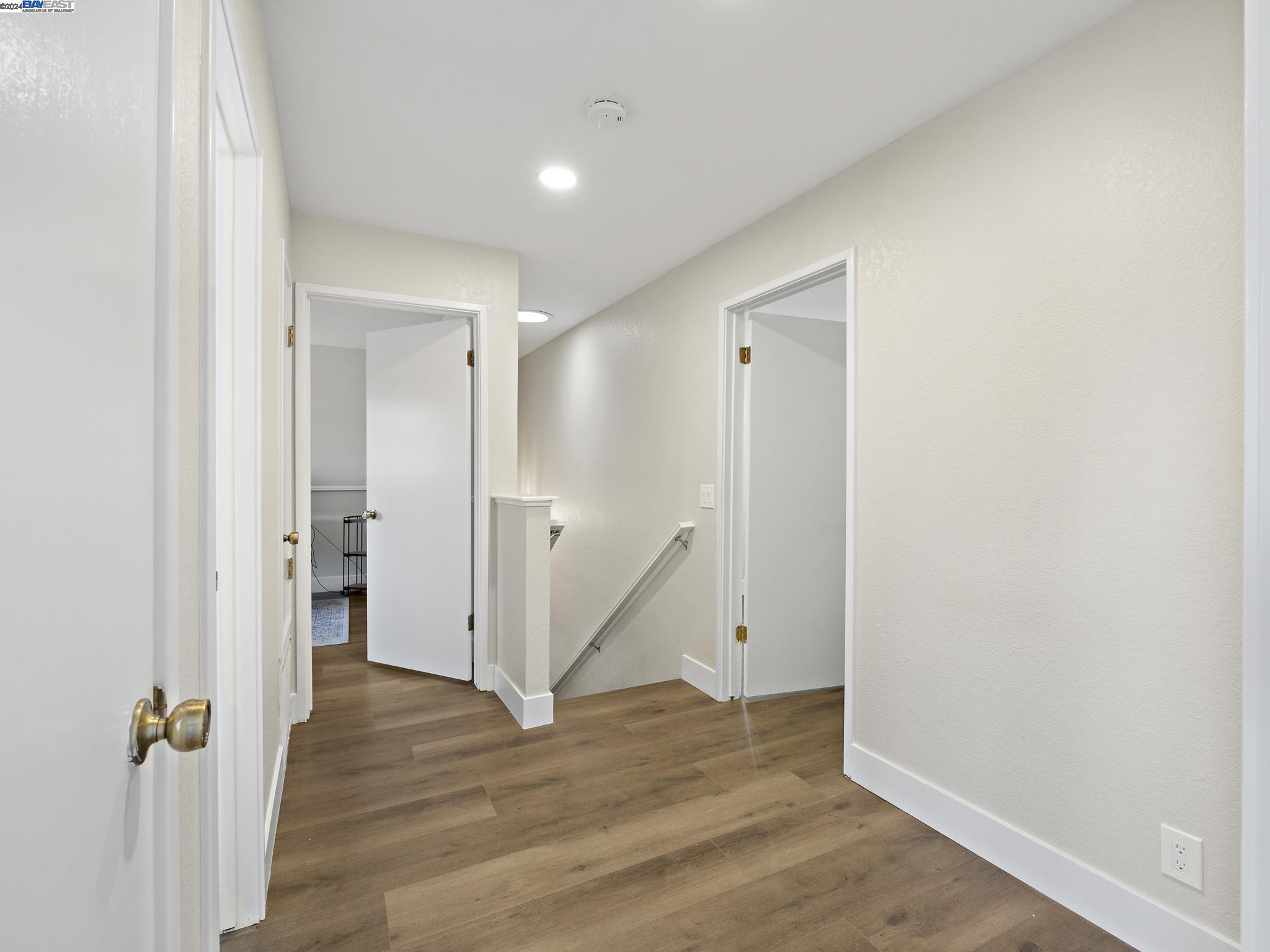 Detail Gallery Image 16 of 41 For 106 Monte Verde Dr, Vacaville,  CA 95688 - 5 Beds | 2/1 Baths