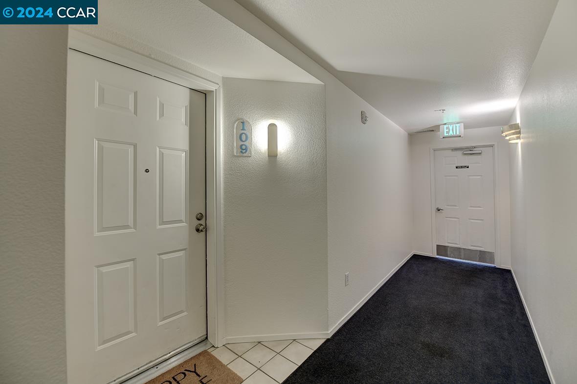 Detail Gallery Image 3 of 38 For 1430 Bel Air Dr #109,  Concord,  CA 94521 - 2 Beds | 1 Baths