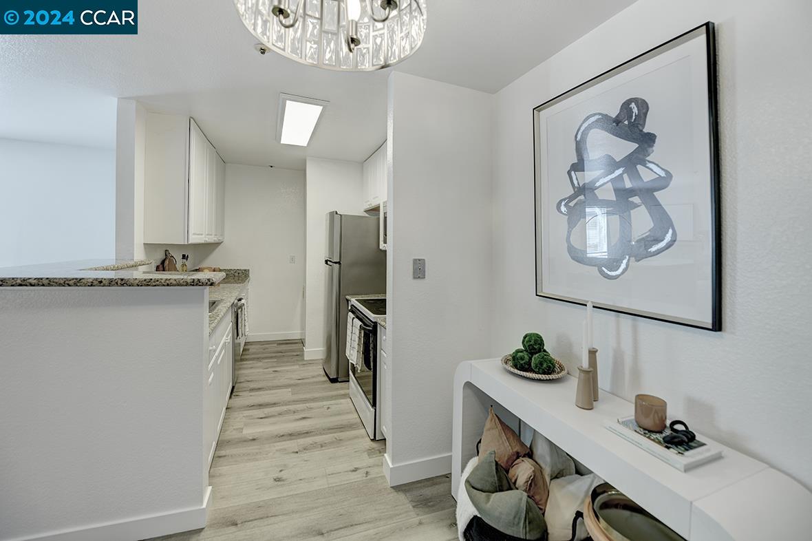 Detail Gallery Image 5 of 38 For 1430 Bel Air Dr #109,  Concord,  CA 94521 - 2 Beds | 1 Baths
