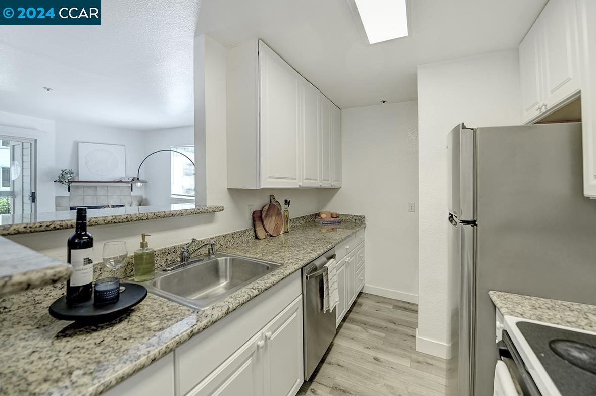 Detail Gallery Image 8 of 38 For 1430 Bel Air Dr #109,  Concord,  CA 94521 - 2 Beds | 1 Baths