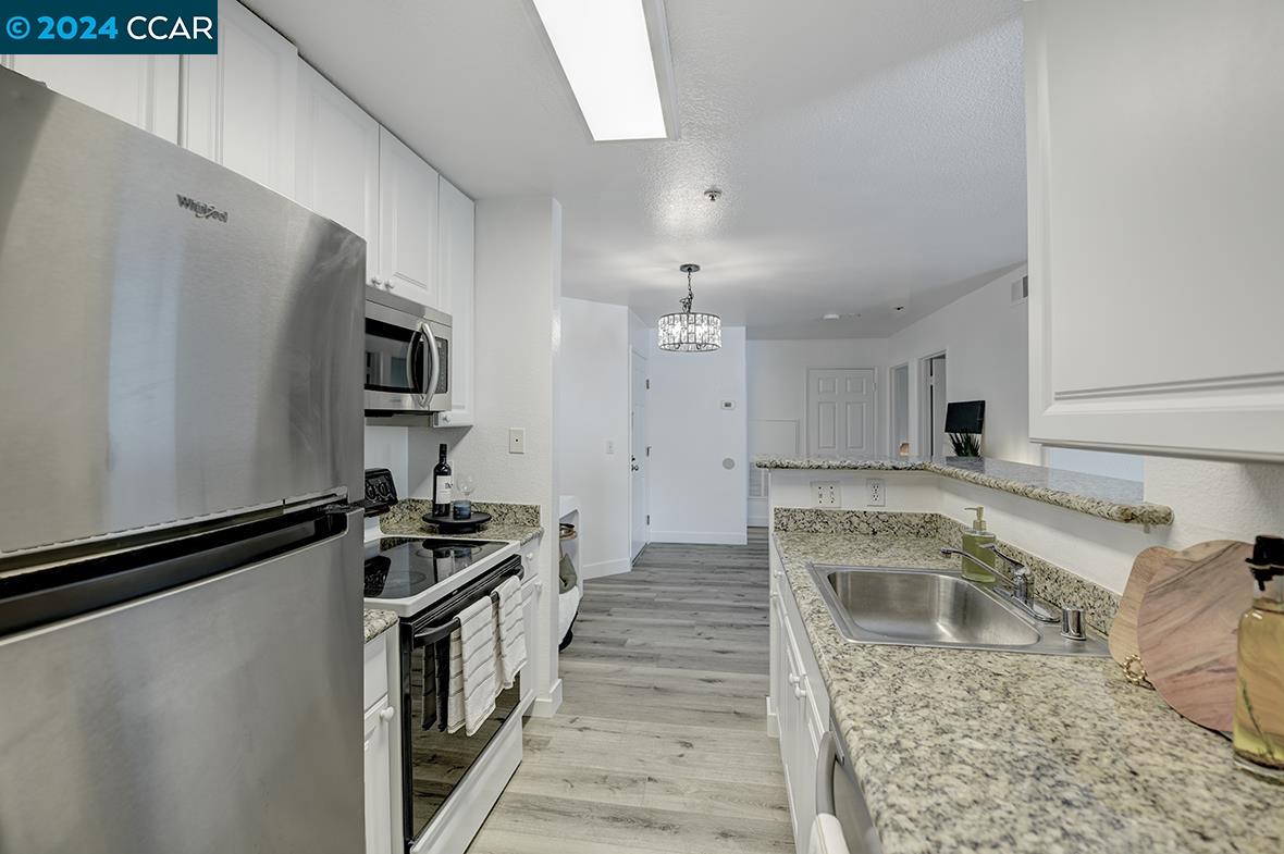 Detail Gallery Image 9 of 38 For 1430 Bel Air Dr #109,  Concord,  CA 94521 - 2 Beds | 1 Baths