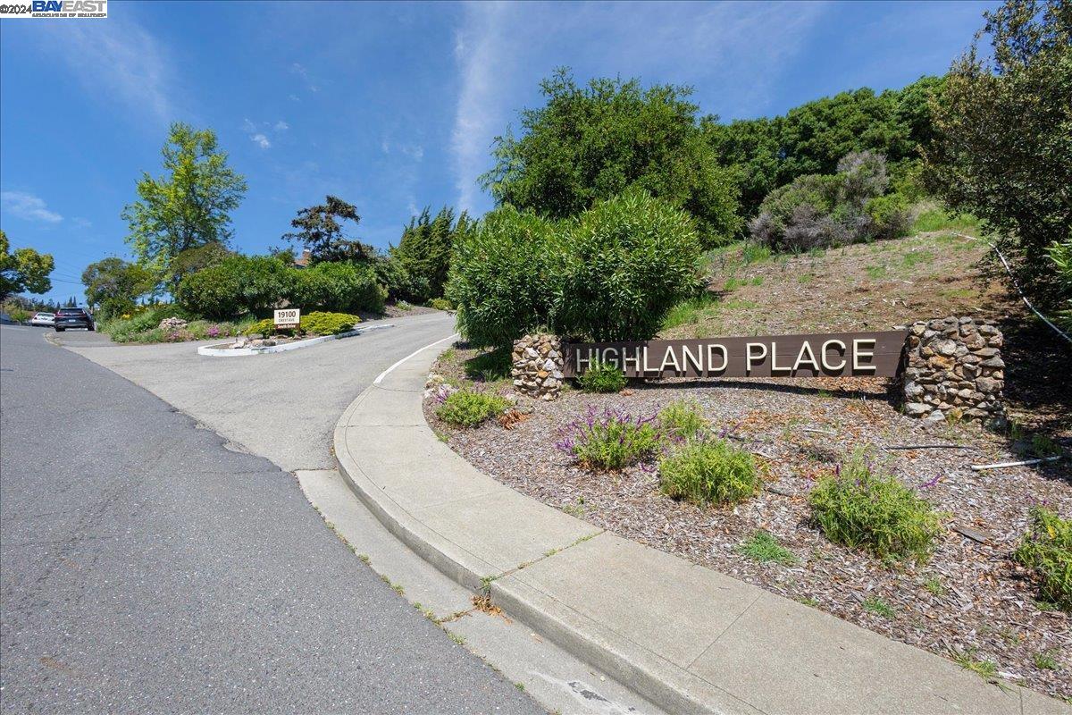 Detail Gallery Image 46 of 50 For 19100 Crest Ave #77,  Castro Valley,  CA 94546 - 2 Beds | 2 Baths