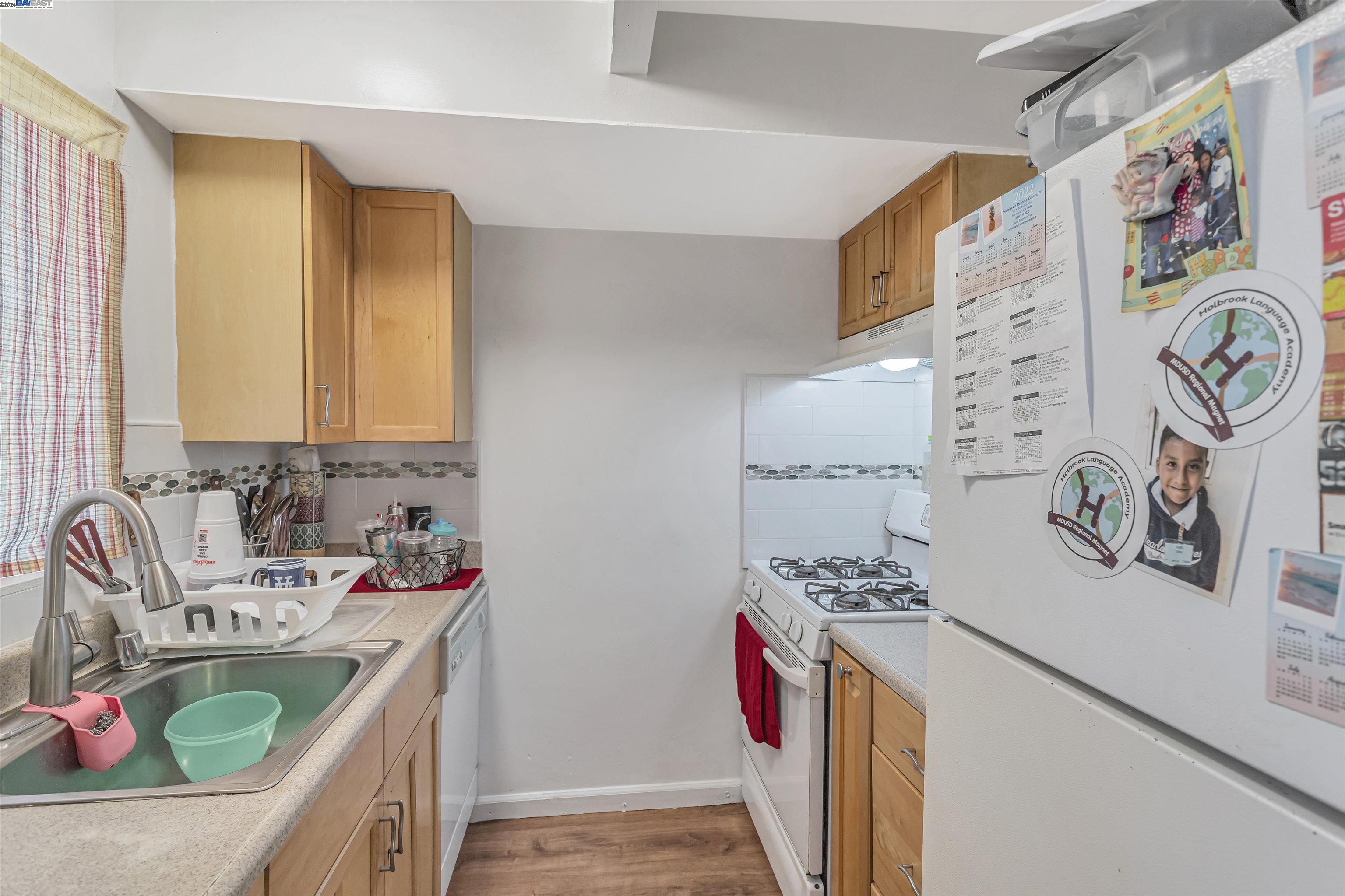 Detail Gallery Image 11 of 22 For 1560 Pine Street #14,  Concord,  CA 94520 - 2 Beds | 1 Baths