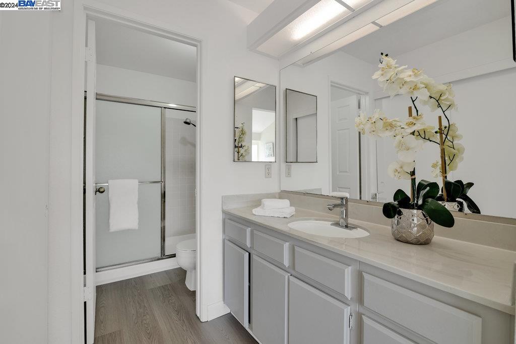 Detail Gallery Image 16 of 38 For 34509 Melissa Ter, Fremont,  CA 94555 - 4 Beds | 2/1 Baths