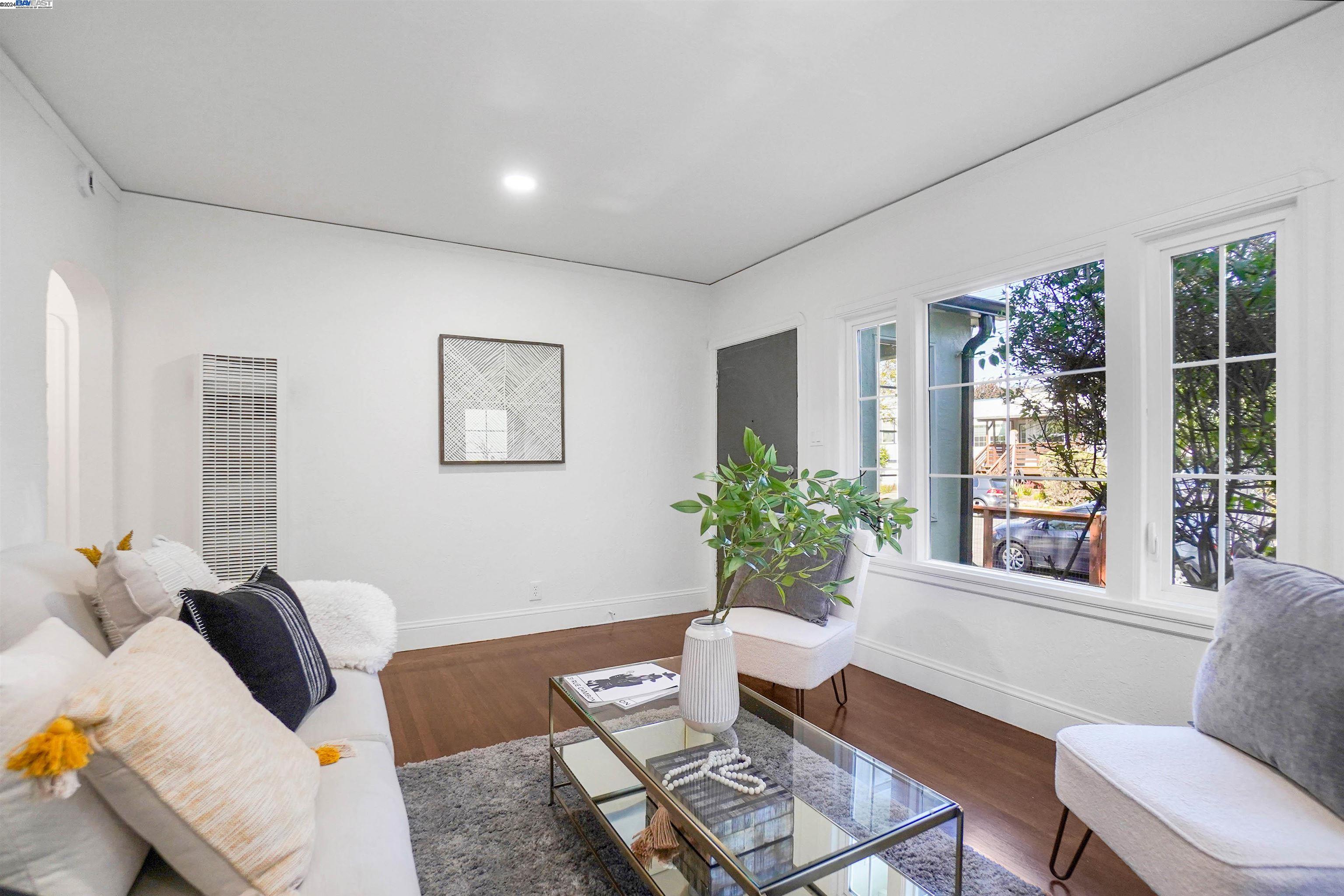 Detail Gallery Image 38 of 44 For 1413 Neilson St, Berkeley,  CA 94702 - 3 Beds | 2 Baths