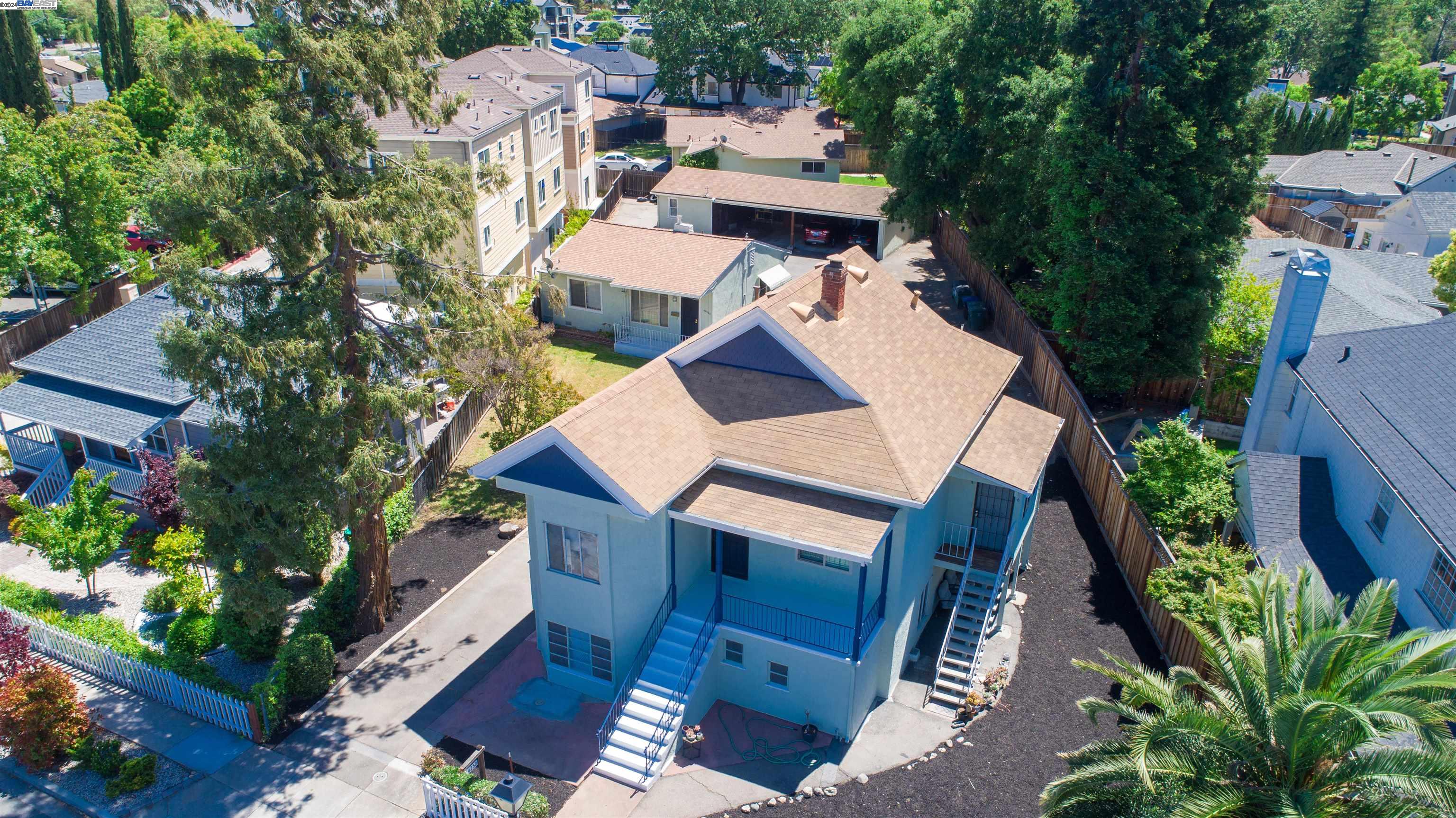 Detail Gallery Image 2 of 15 For 4250 1st St, Pleasanton,  CA 94566 - 5 Beds | 6 Baths