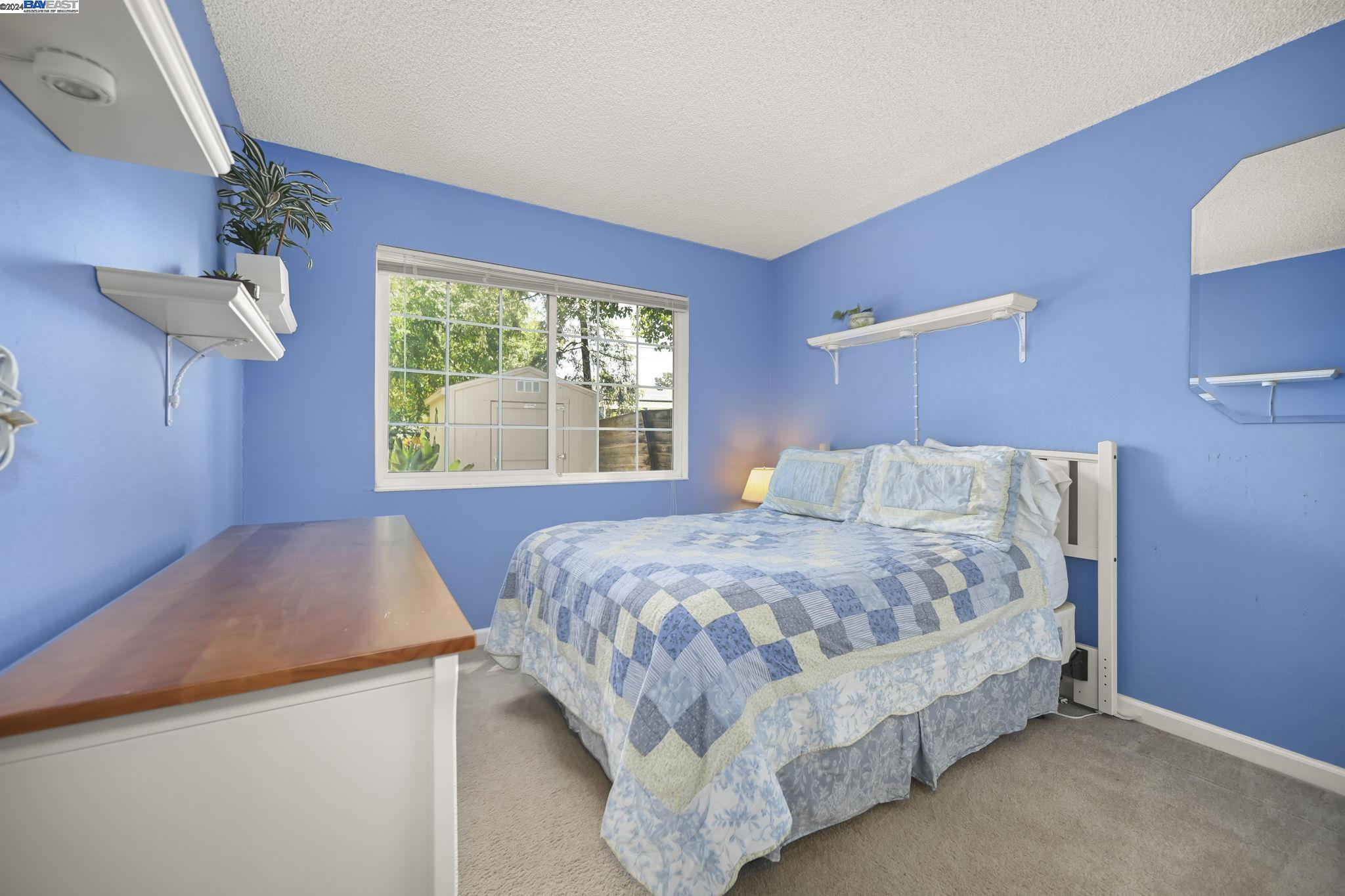 Detail Gallery Image 13 of 30 For 1008 Hampton Dr., Concord,  CA 94518-3921 - 4 Beds | 2 Baths