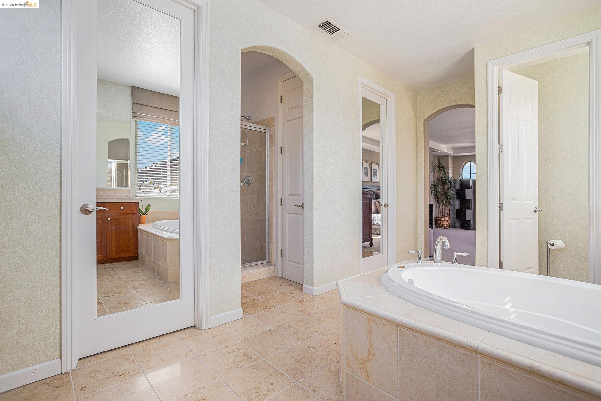 Detail Gallery Image 34 of 45 For 5118 Fern Ridge Circle, Discovery Bay,  CA 94505 - 4 Beds | 3/1 Baths