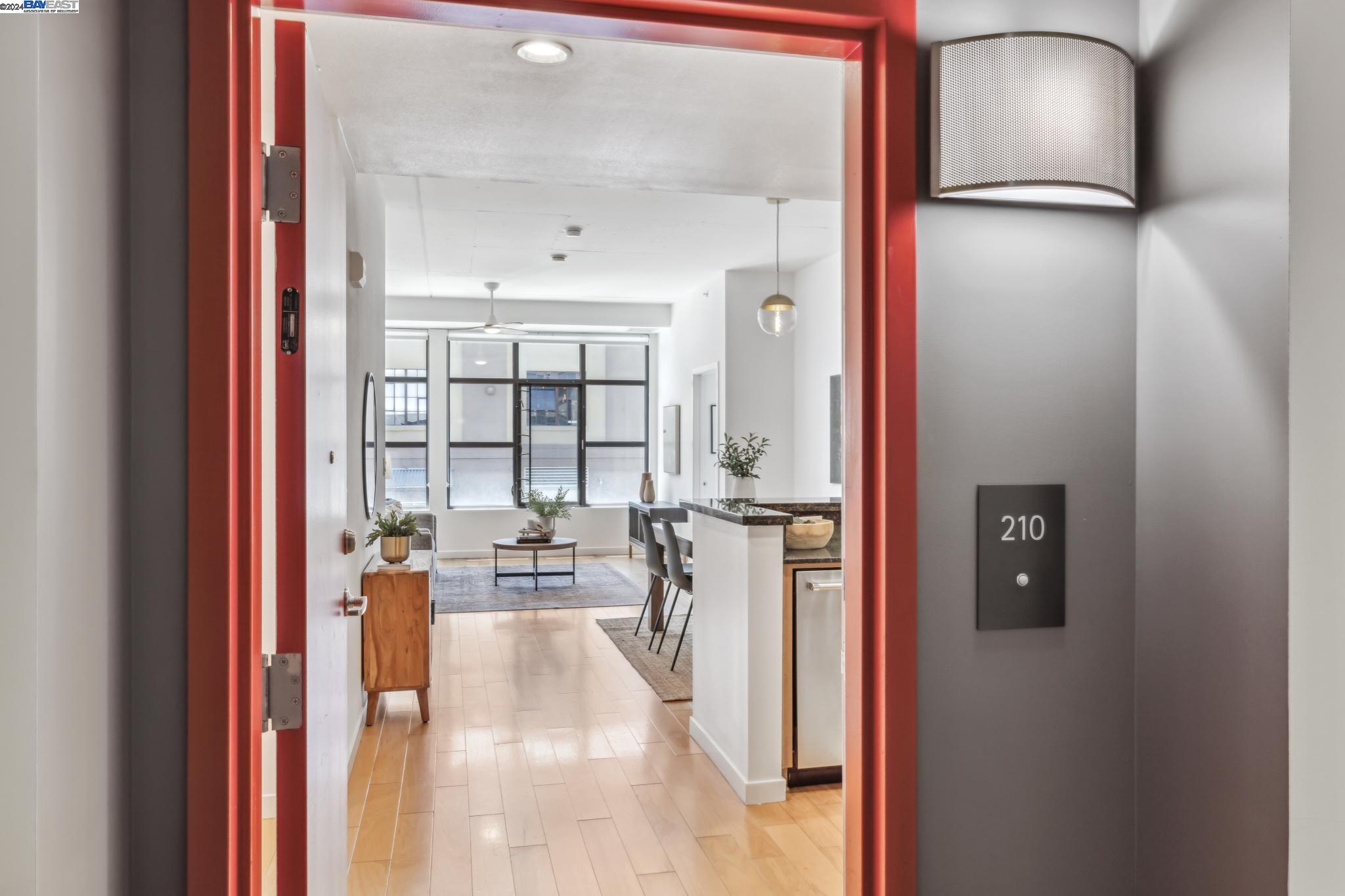 Photo #2: 41059147 Listing 